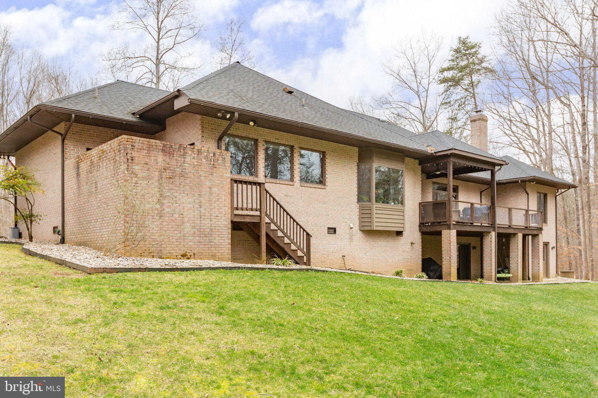 SEVEN LAKES - Residential