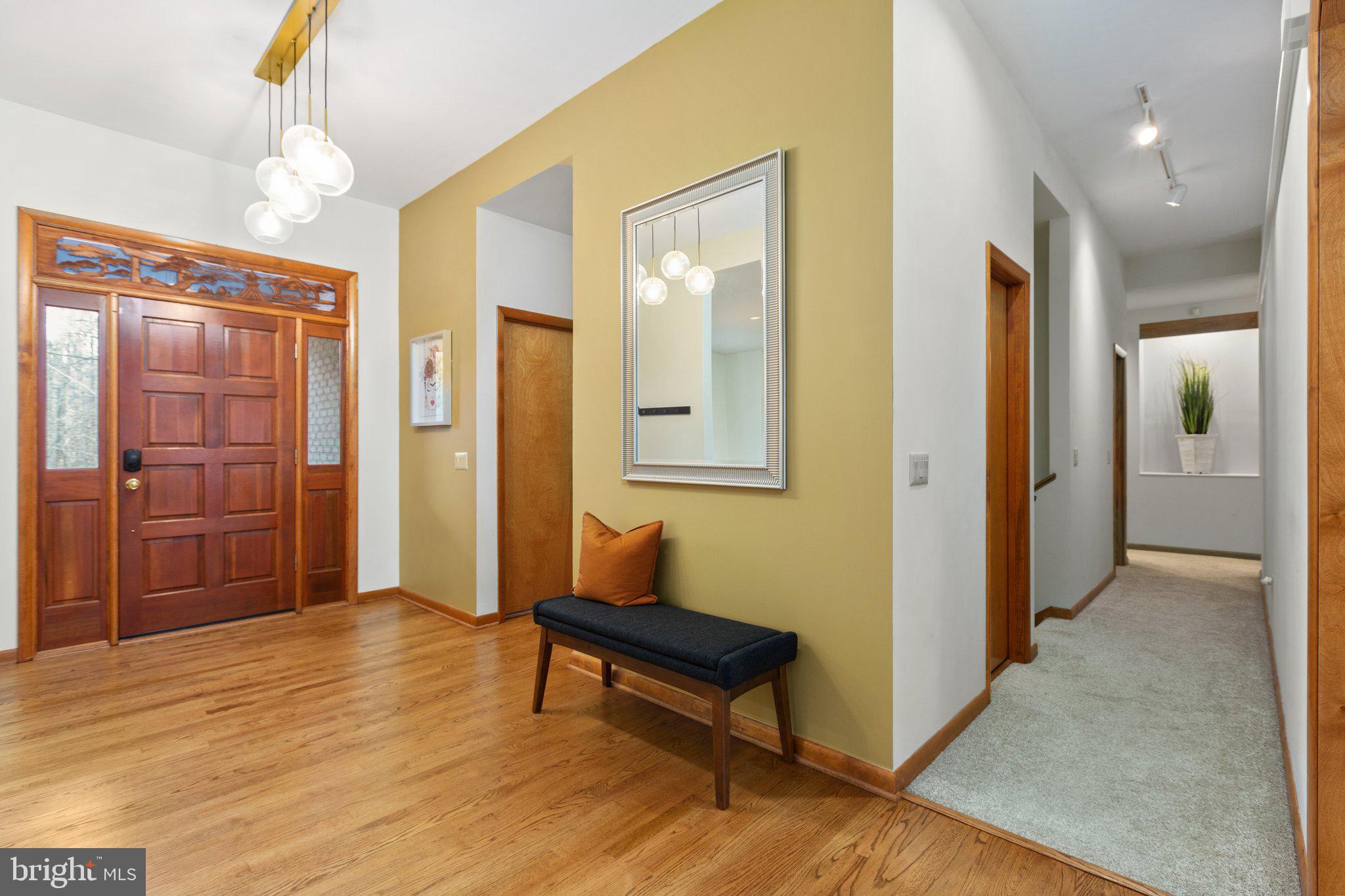 SEVEN LAKES - Residential