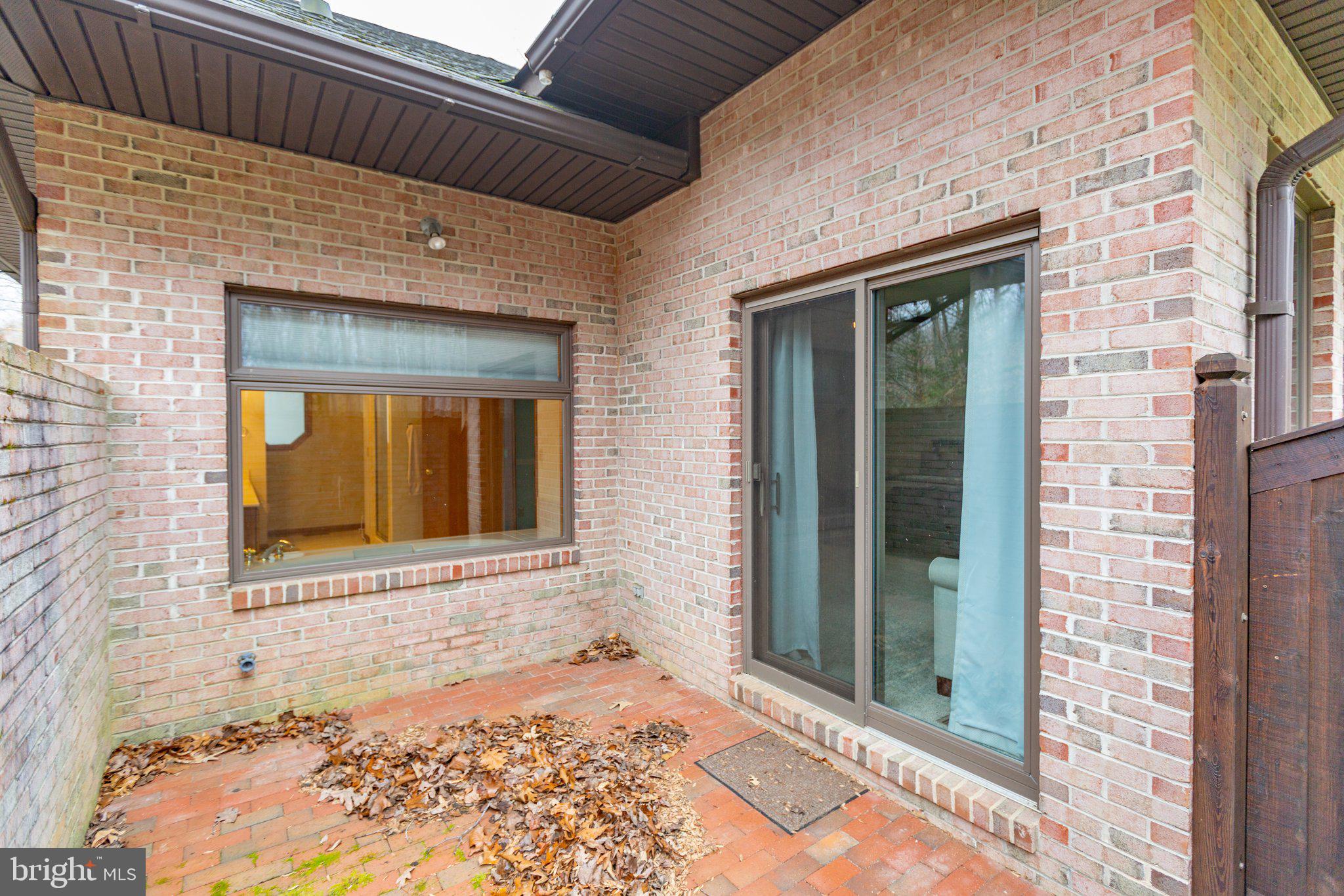 SEVEN LAKES - Residential