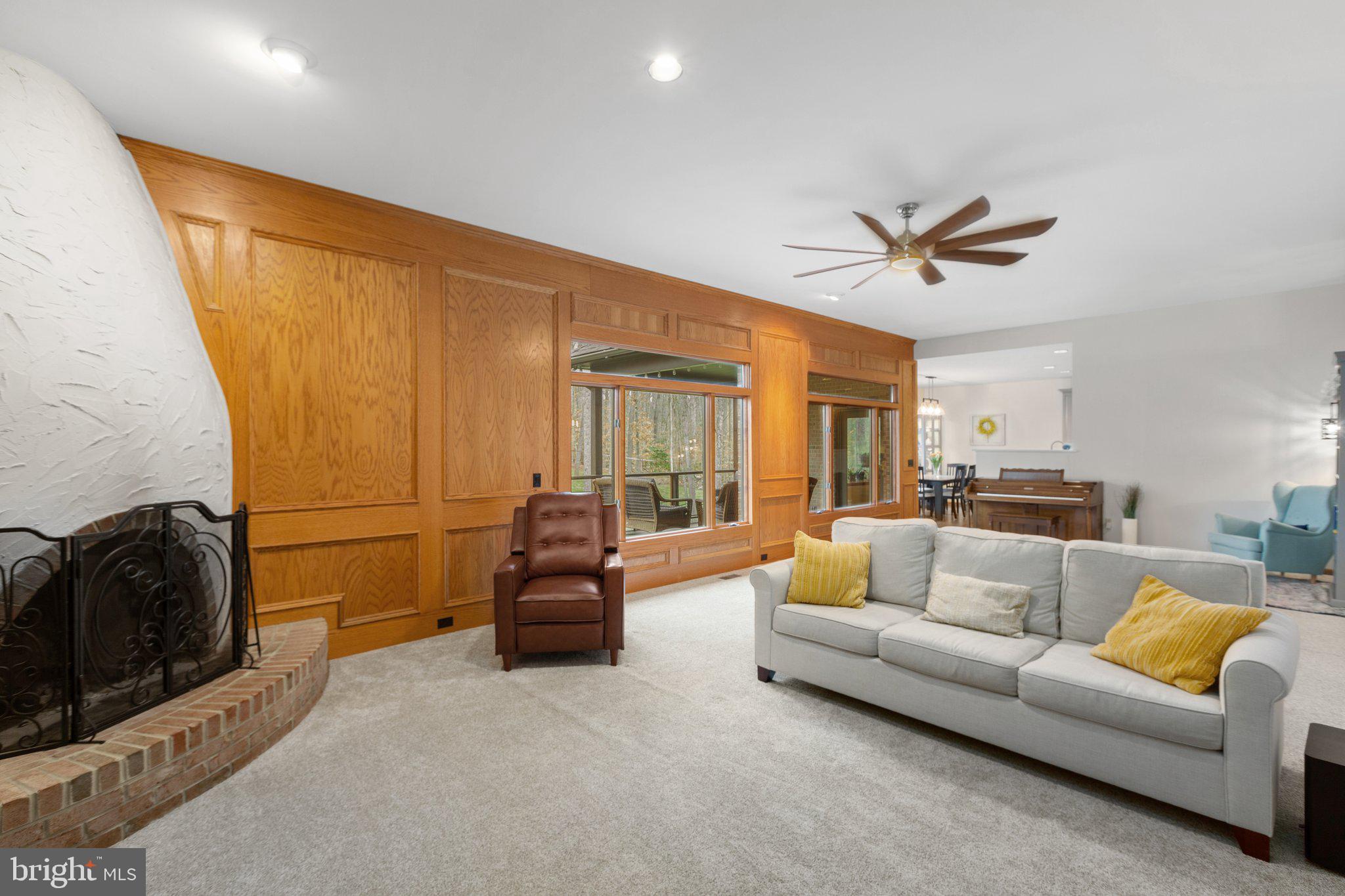 SEVEN LAKES - Residential