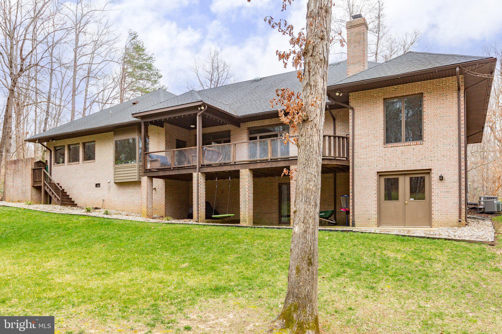 SEVEN LAKES - Residential