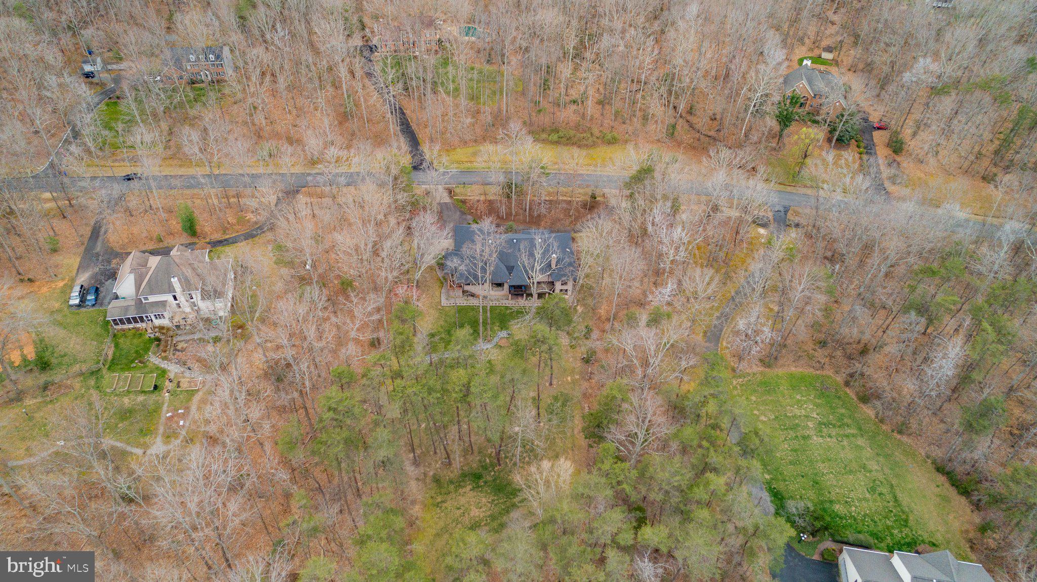 SEVEN LAKES - Residential