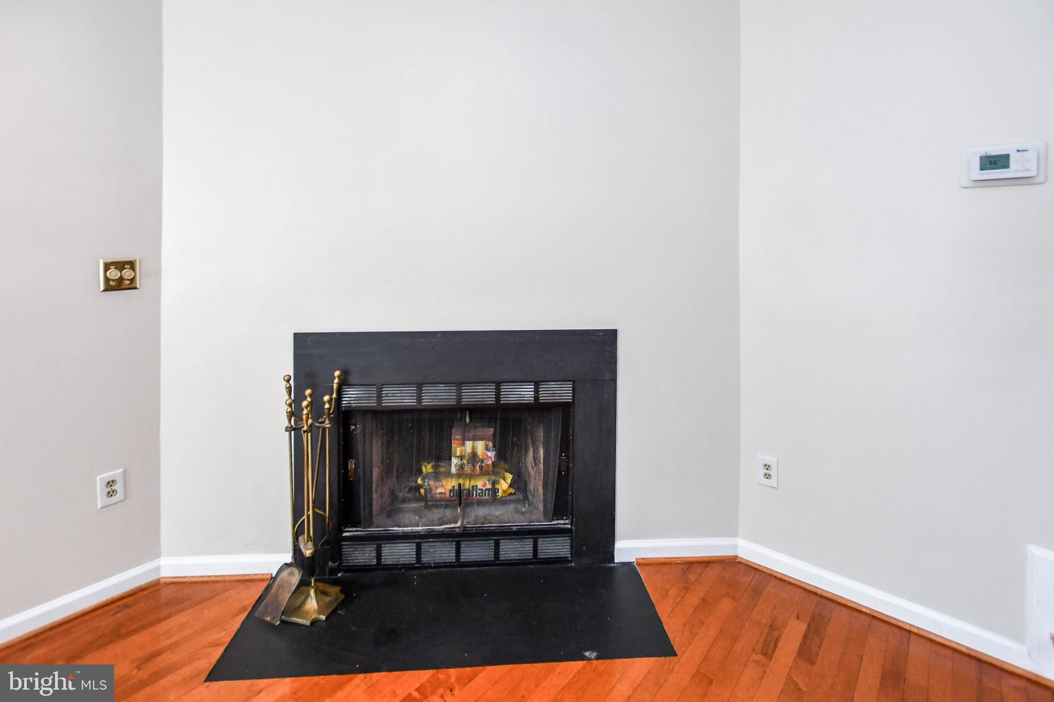 GLEN ORA-PLAT 11> - Residential