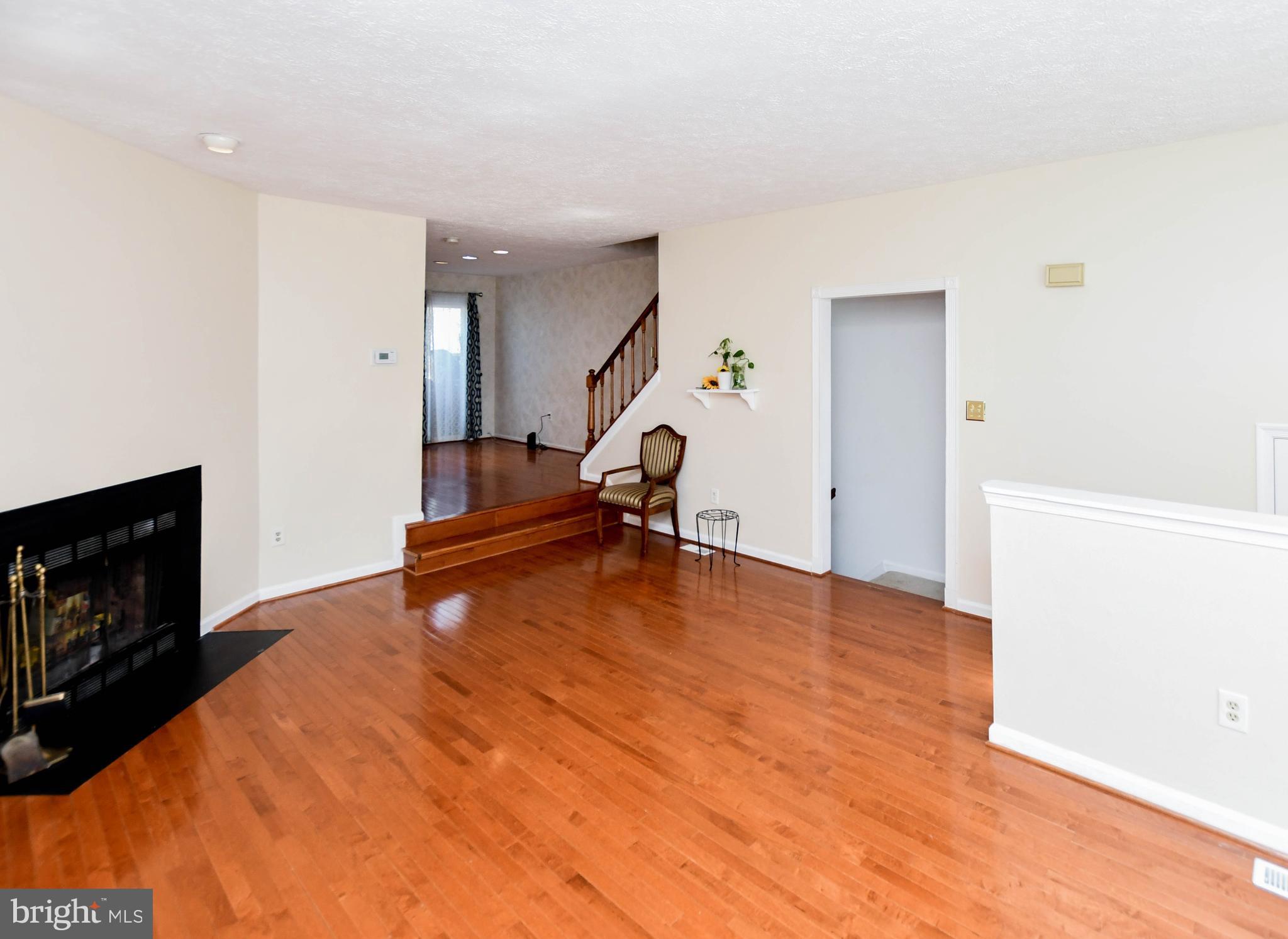 GLEN ORA-PLAT 11> - Residential