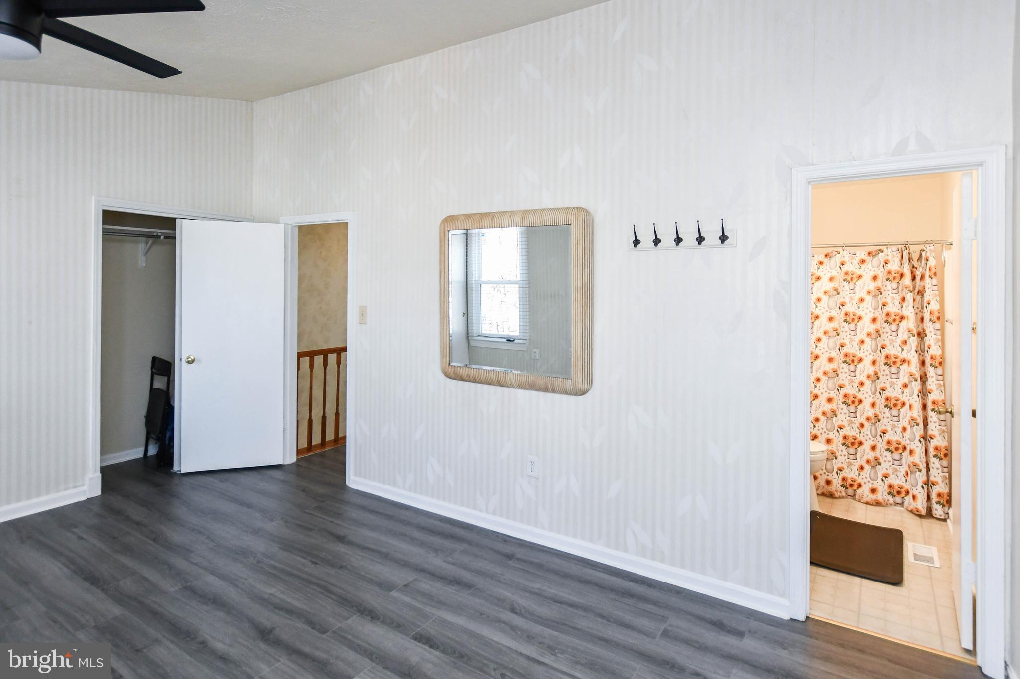 GLEN ORA-PLAT 11> - Residential