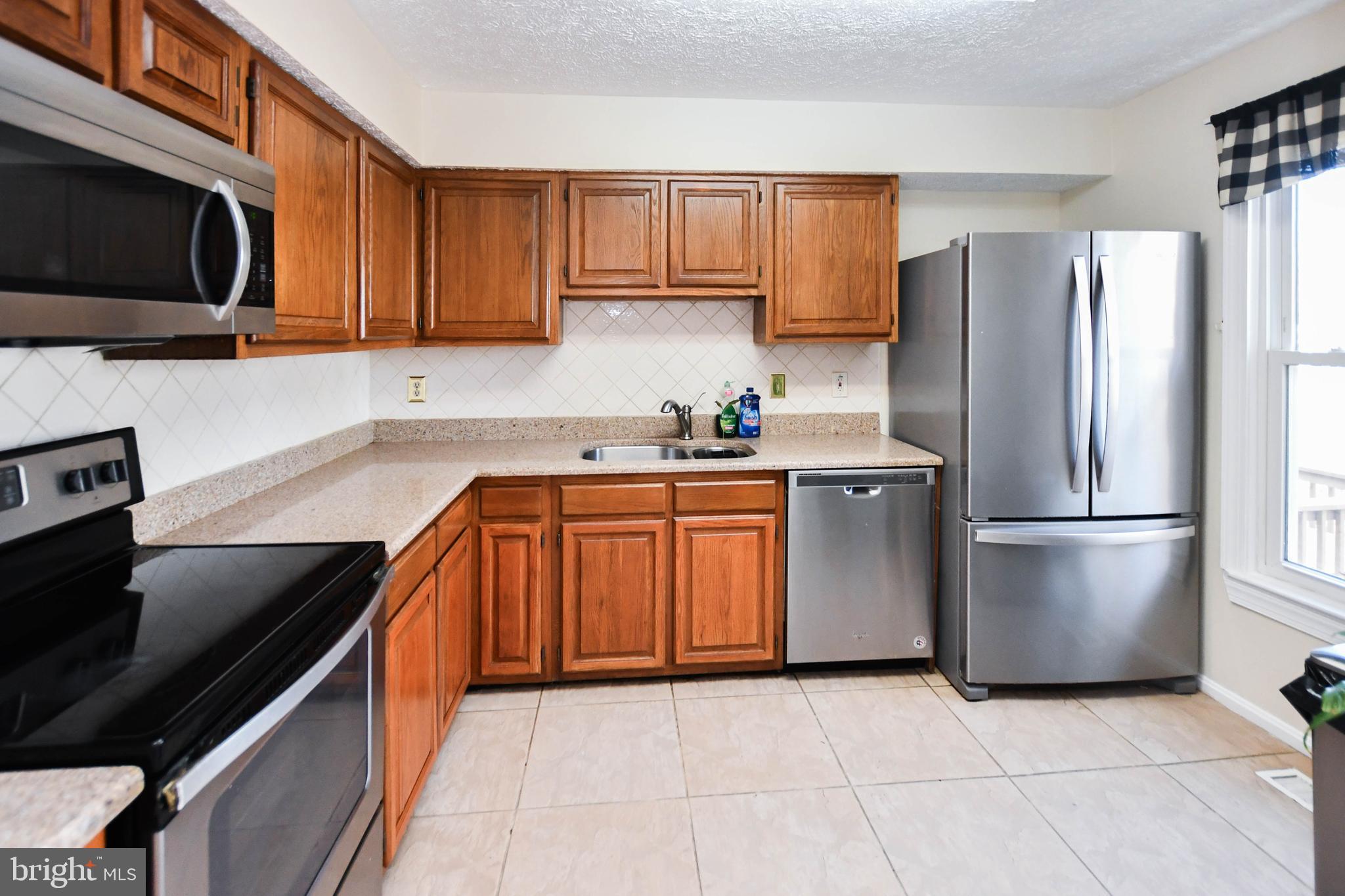 GLEN ORA-PLAT 11> - Residential