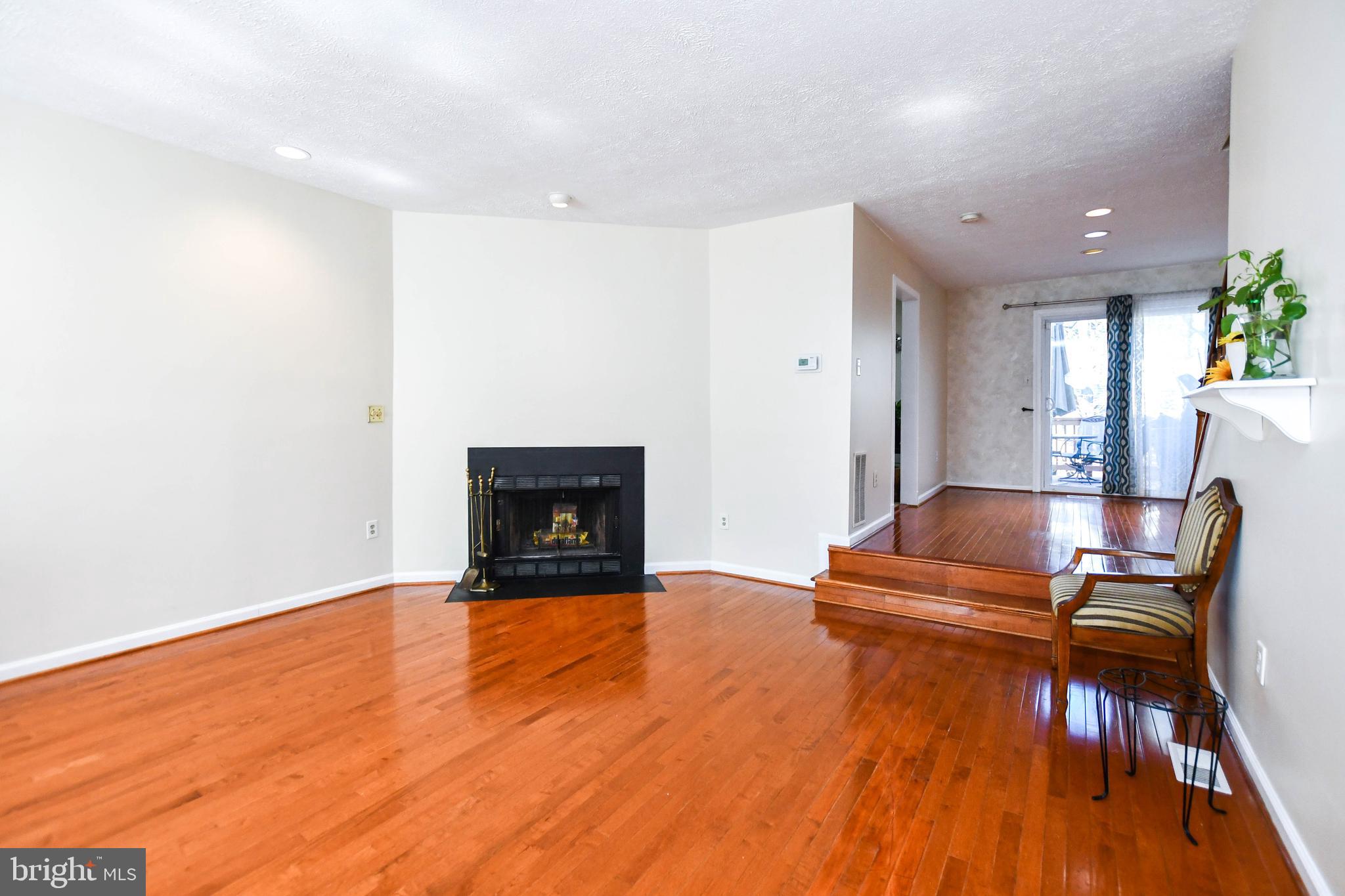 GLEN ORA-PLAT 11> - Residential