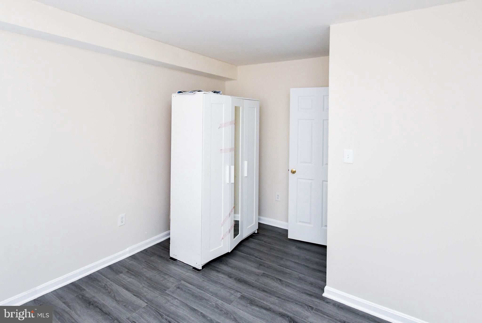 GLEN ORA-PLAT 11> - Residential