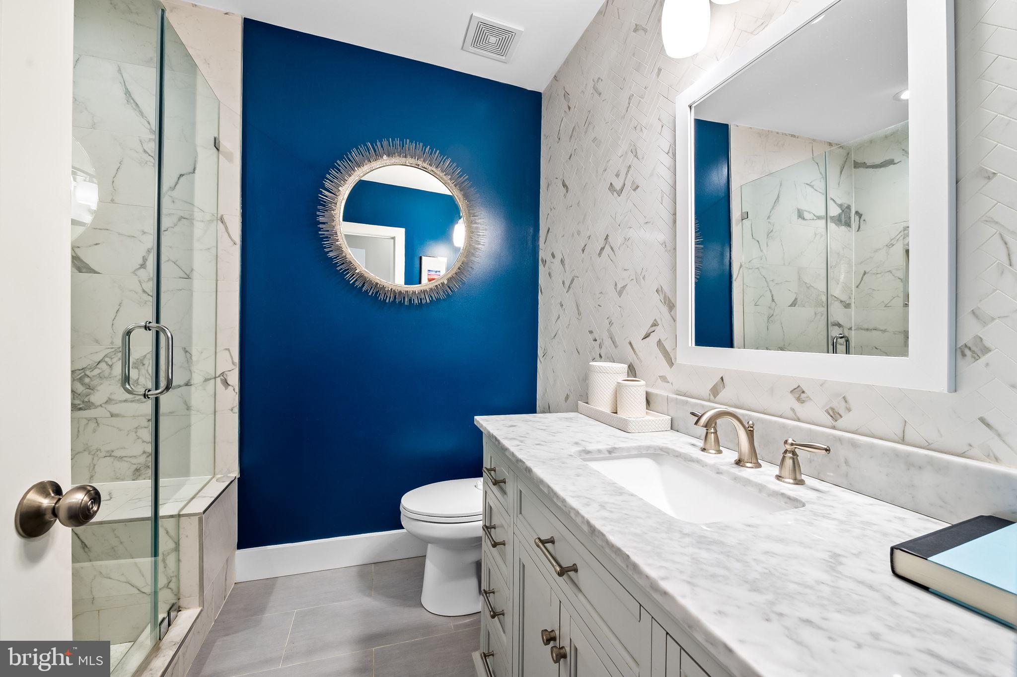 LOCUST POINT - Residential