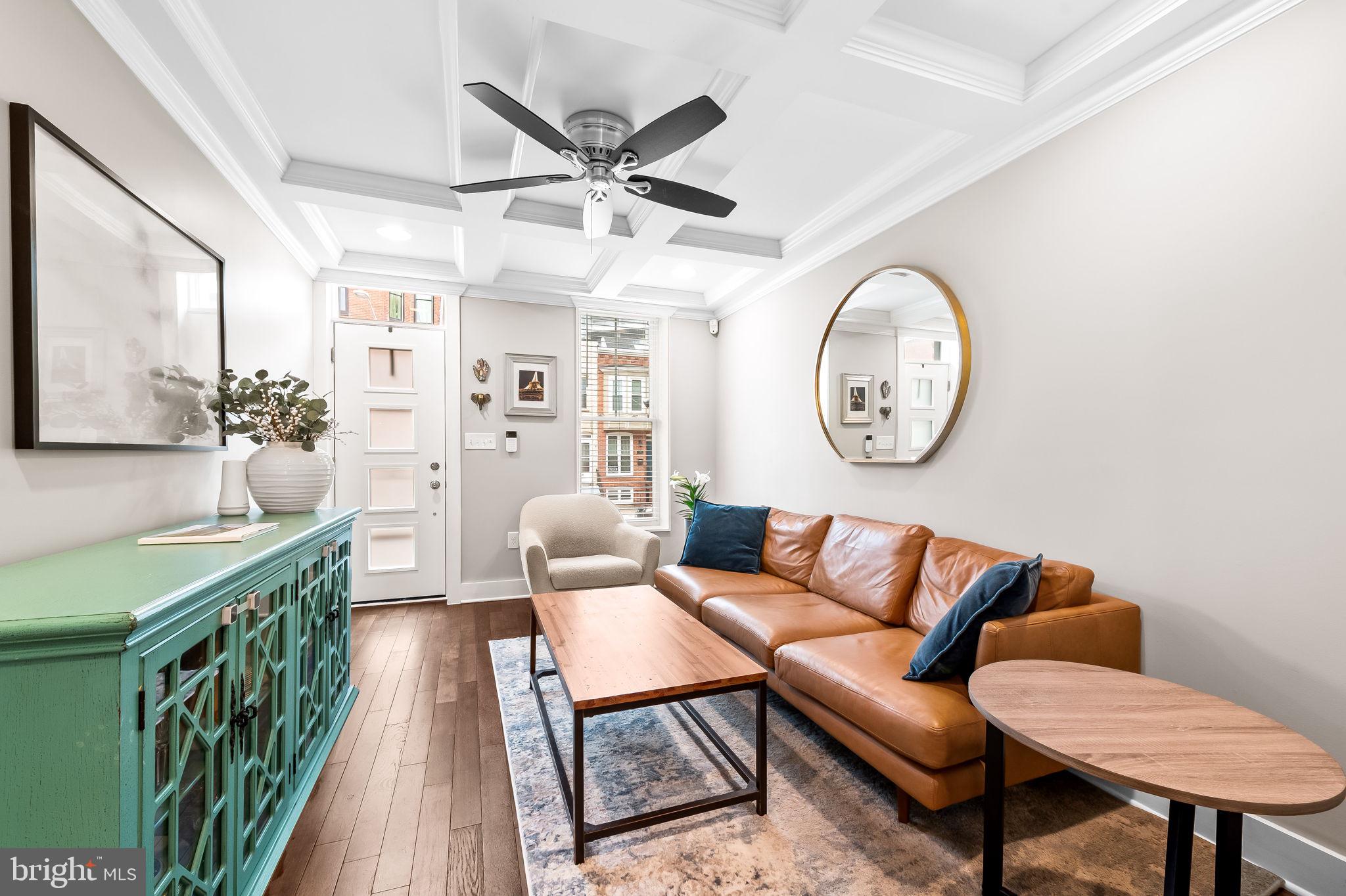 LOCUST POINT - Residential