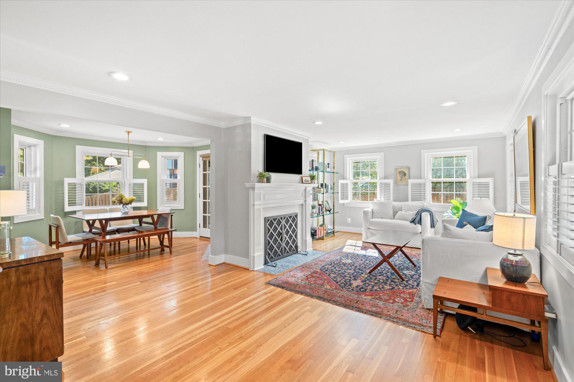 BEVERLEY HILLS - Residential