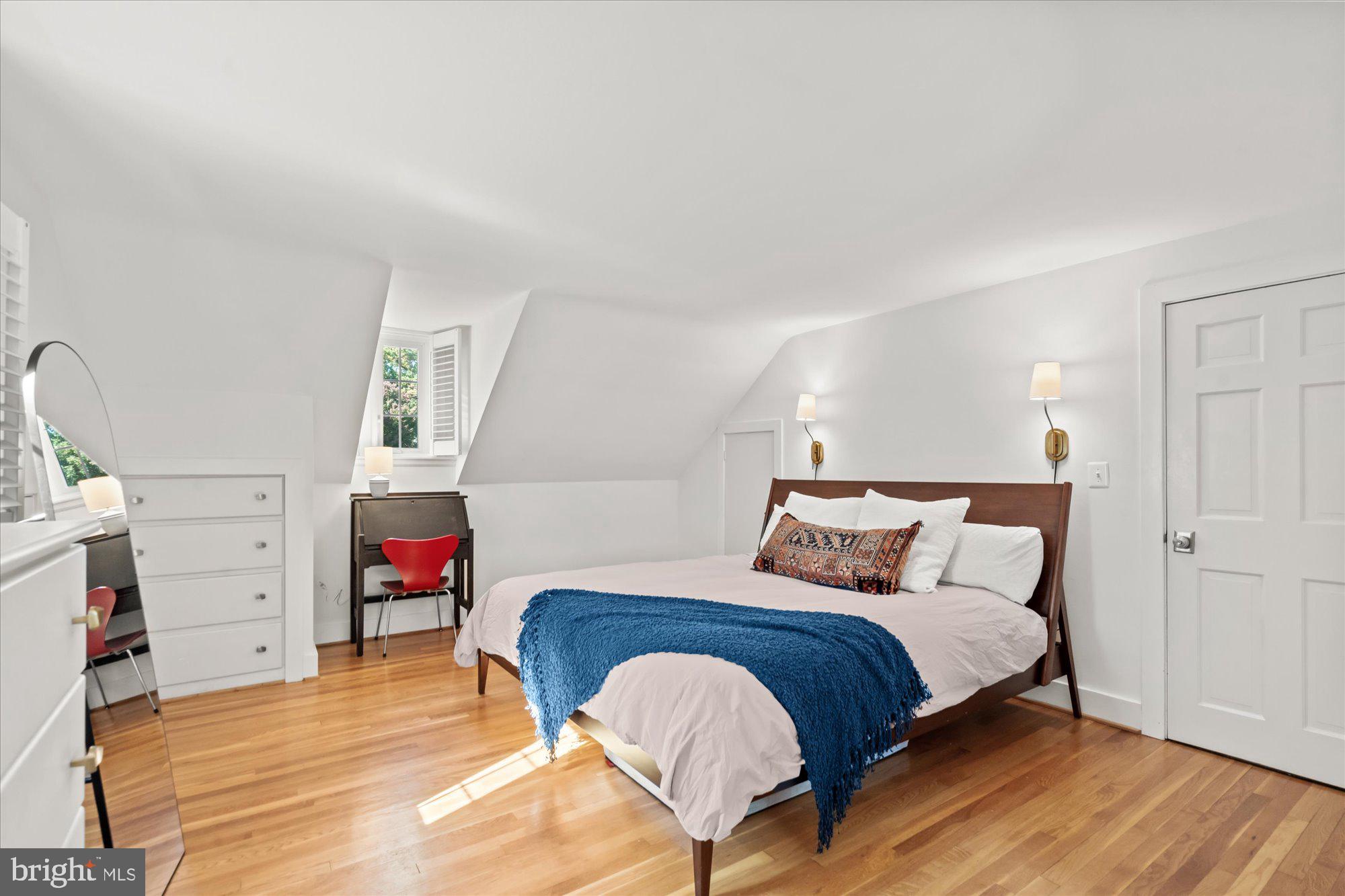 BEVERLEY HILLS - Residential