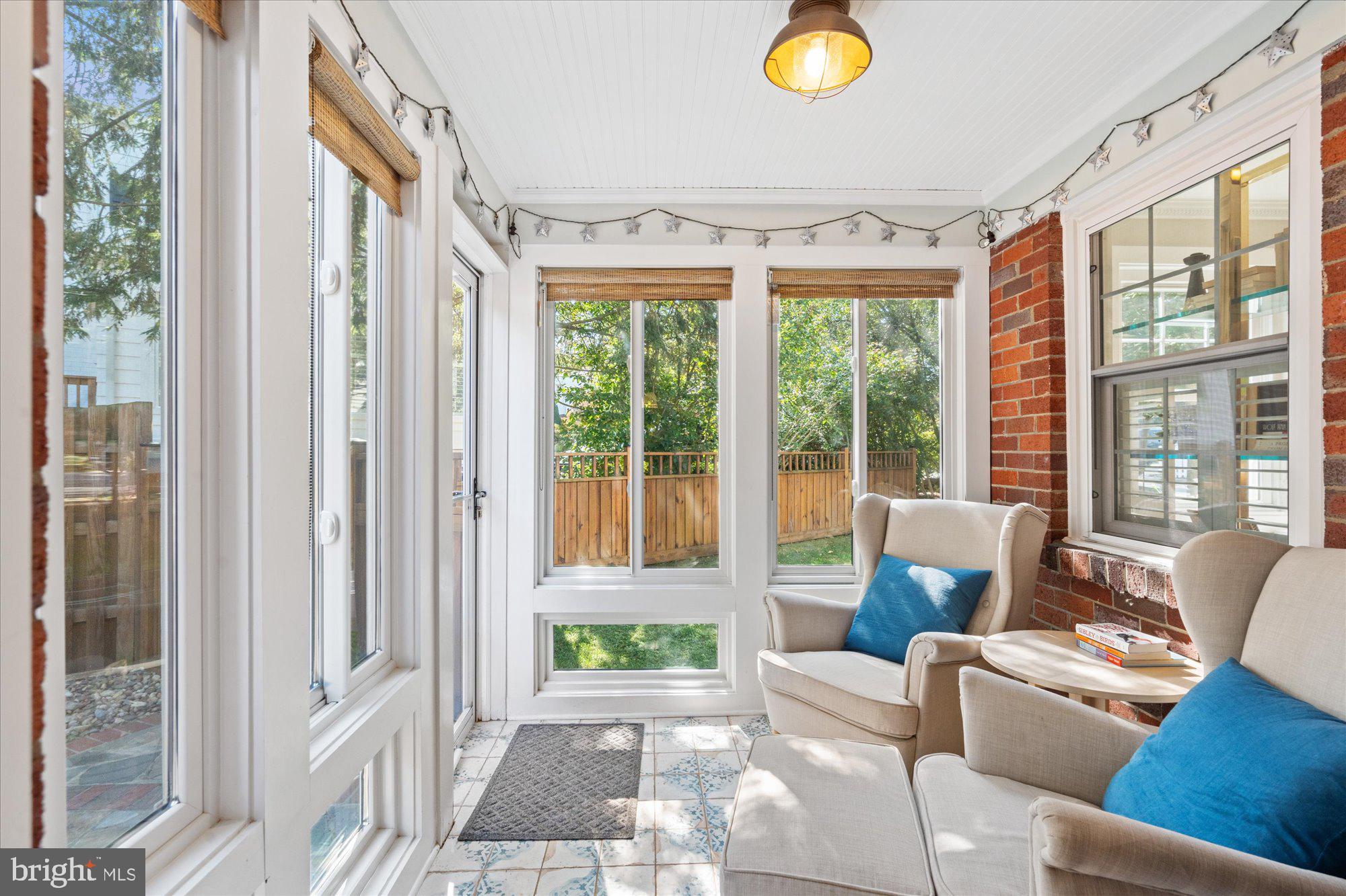 BEVERLEY HILLS - Residential