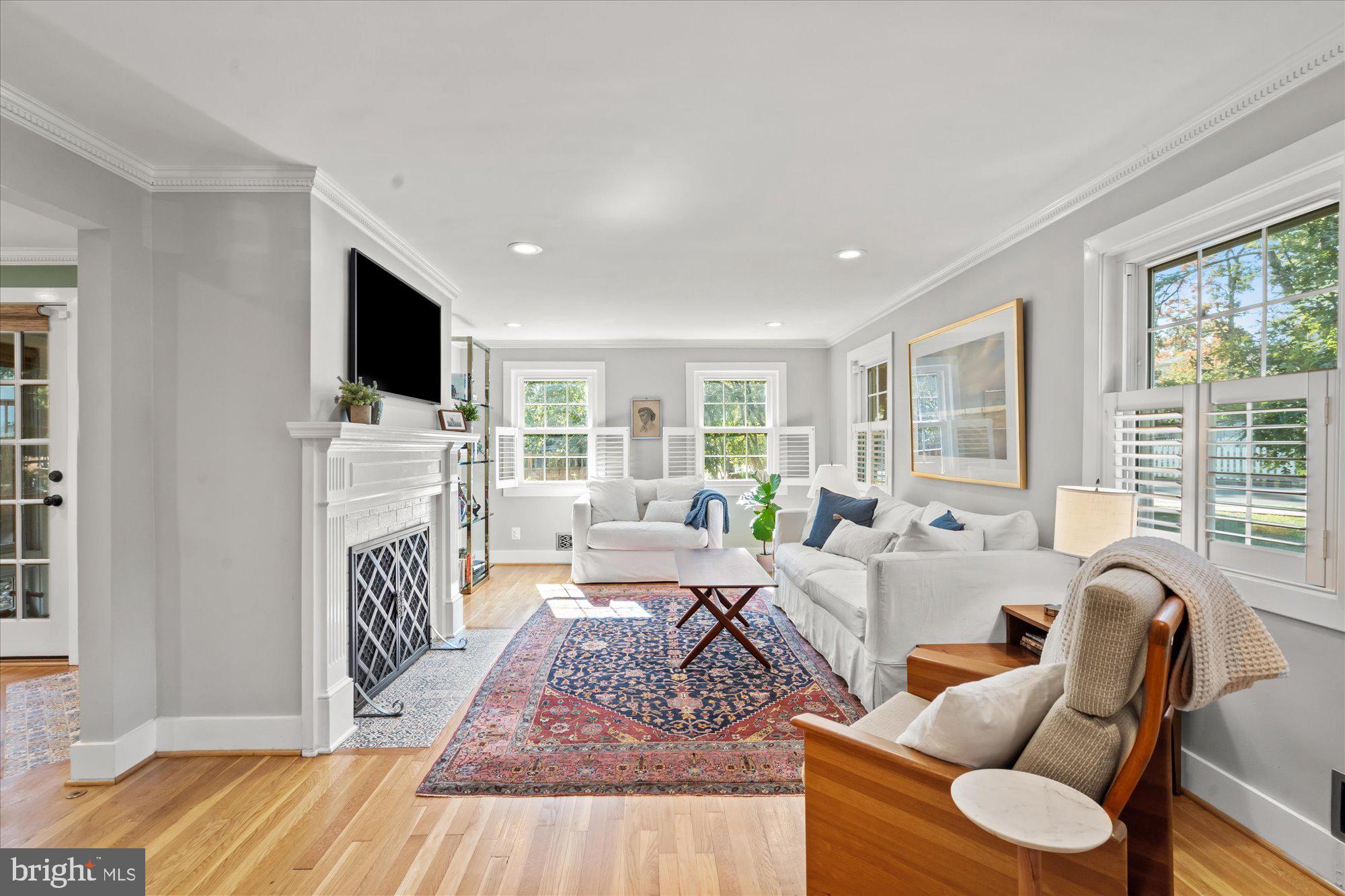 BEVERLEY HILLS - Residential