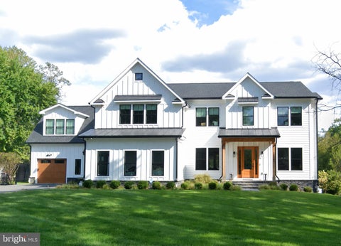 Photo of 10201 Gary Road, POTOMAC, MD 20854 (MLS # MDMC2256938)