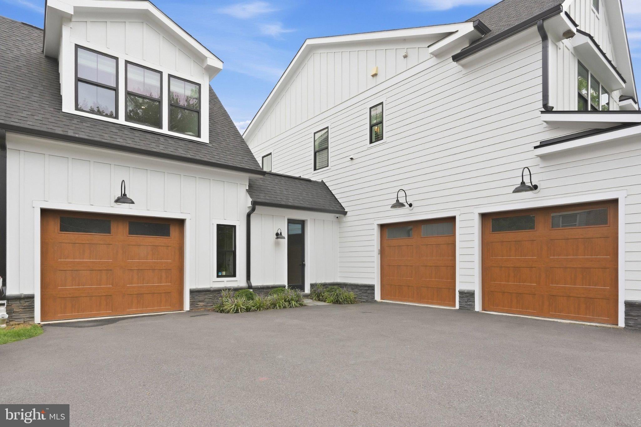 10201 GARY ROAD
