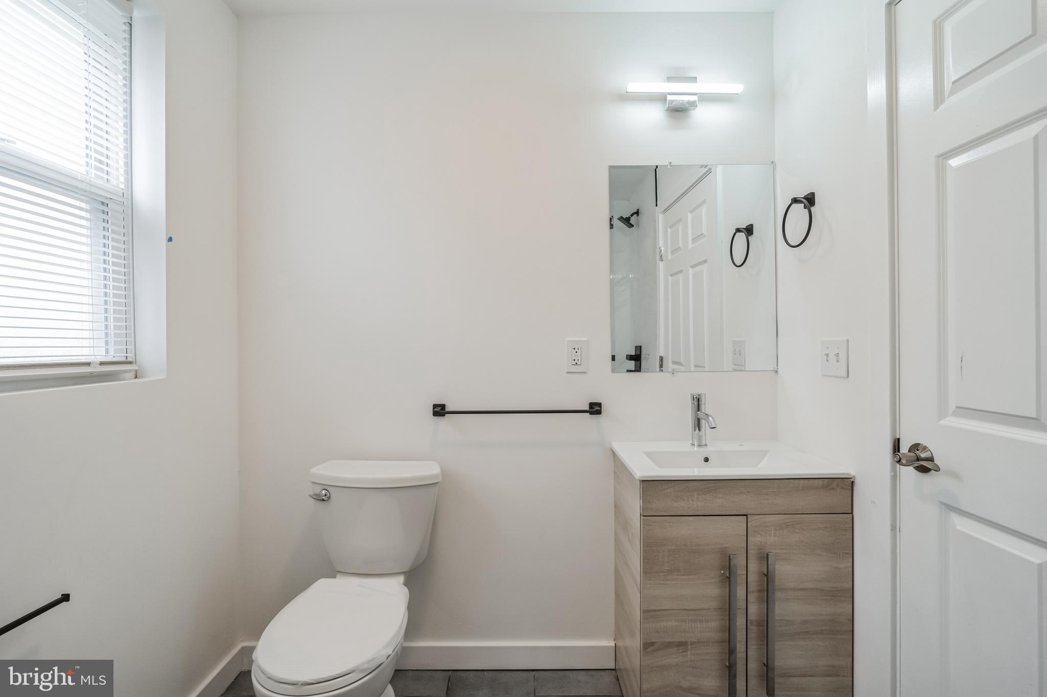 UNIVERSITY CITY - Residential Lease