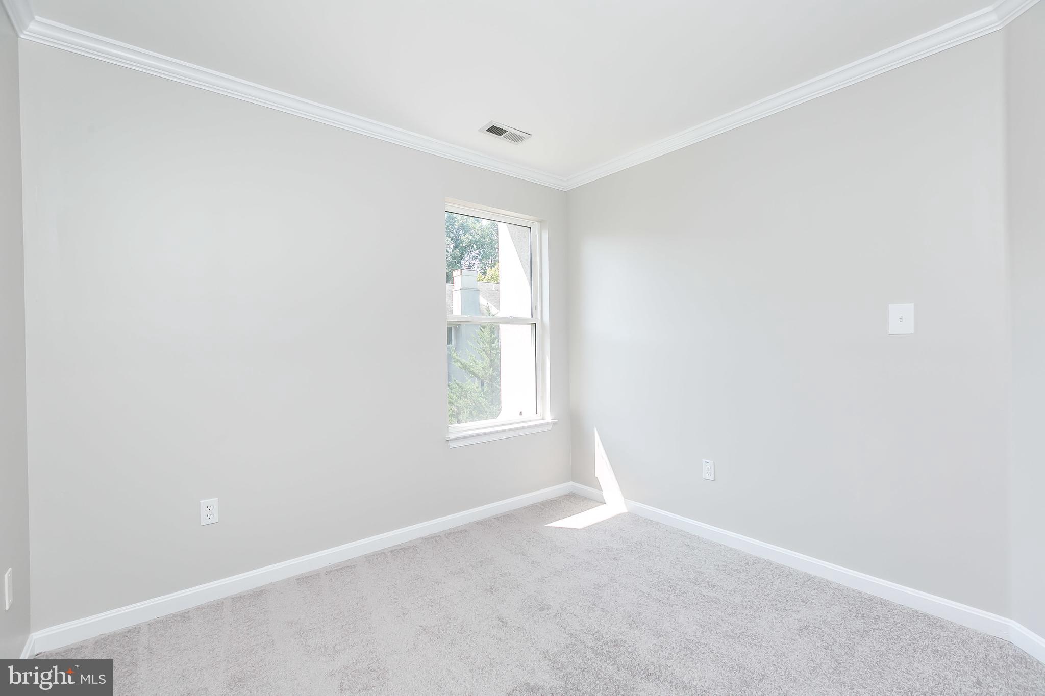 VILLAGES OF HOMELAND - Residential