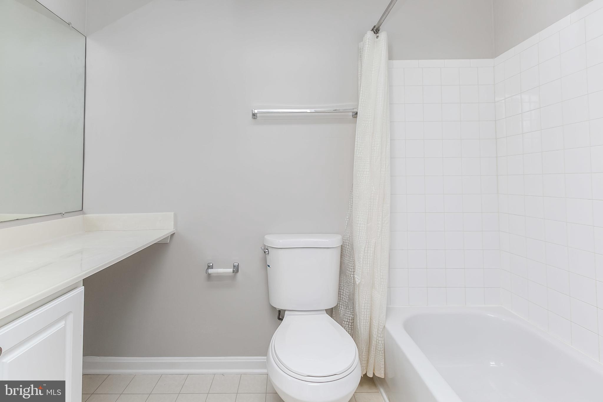 VILLAGES OF HOMELAND - Residential