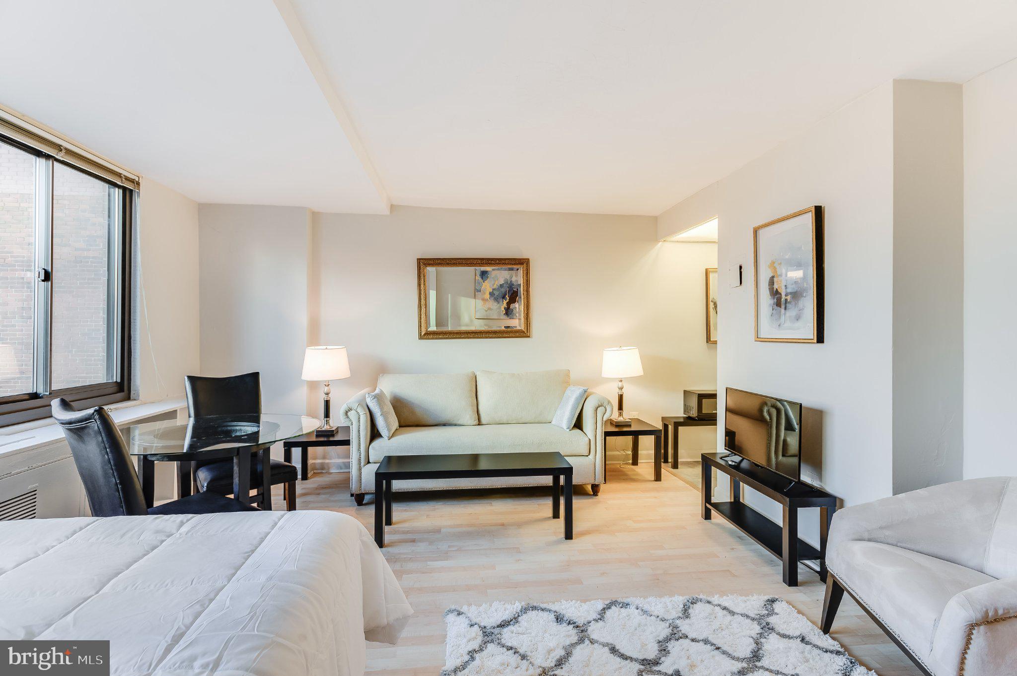 1011 ARLINGTON BOULEVARD 811