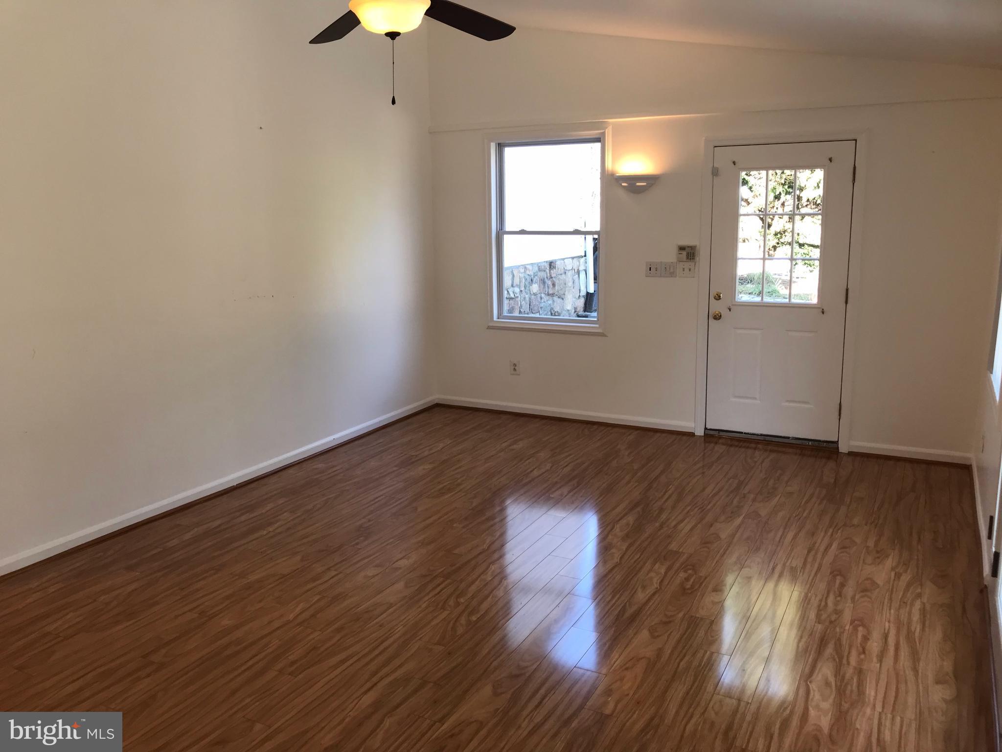 LOCKMEADE - Residential Lease