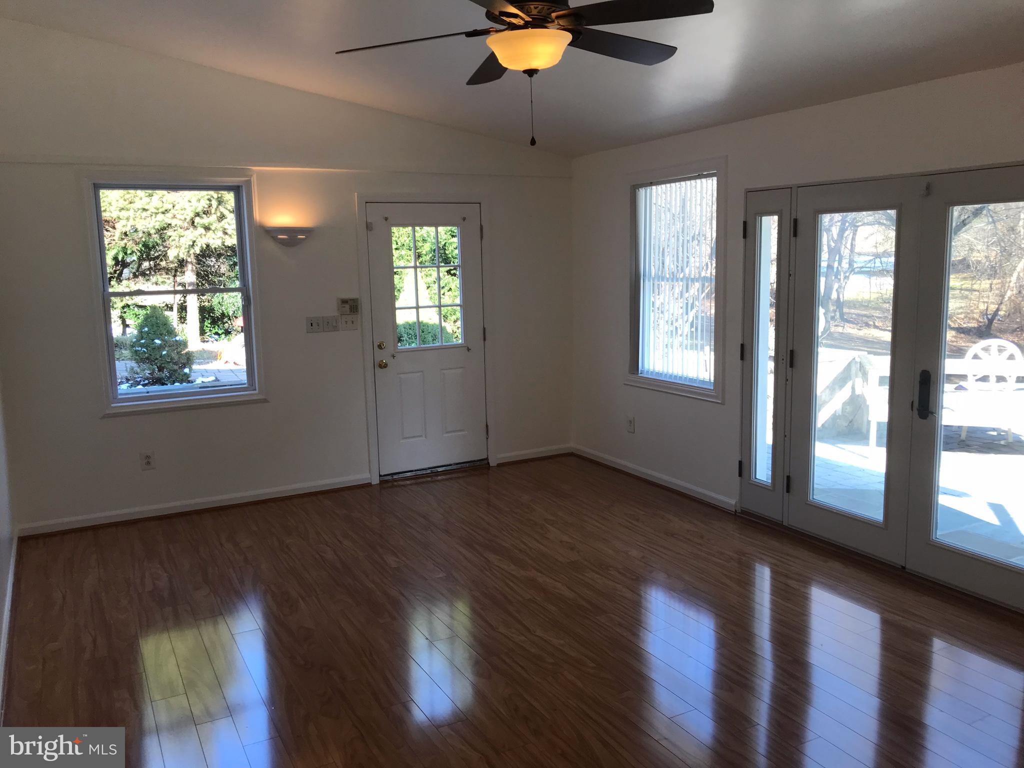 LOCKMEADE - Residential Lease