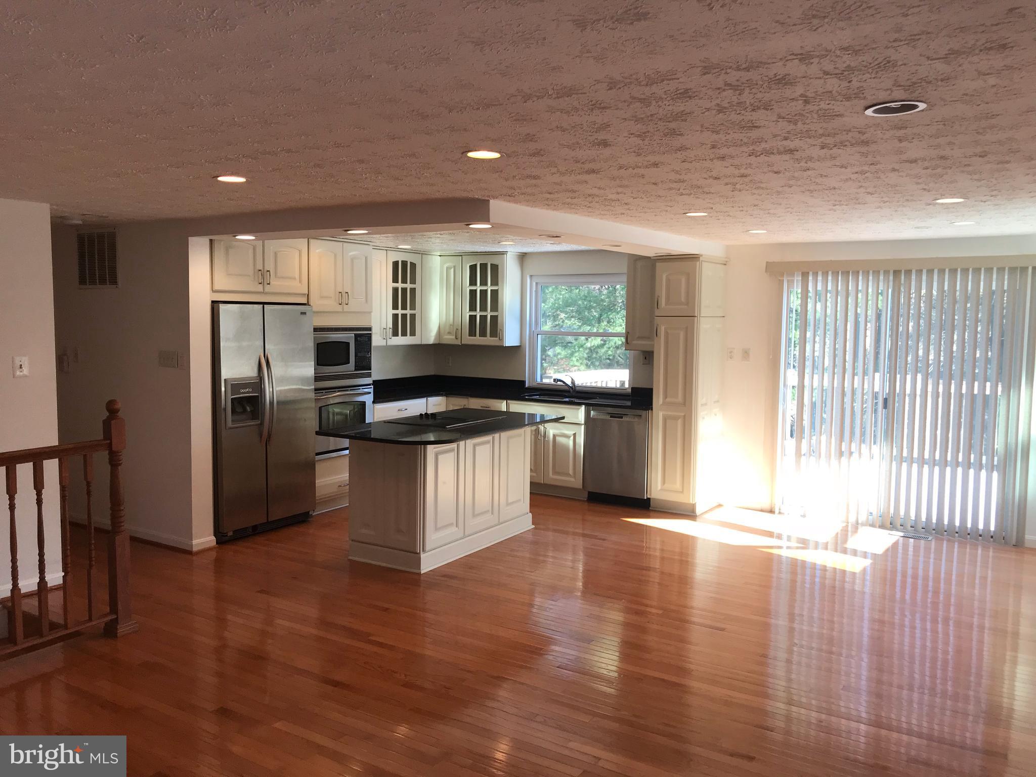 LOCKMEADE - Residential Lease