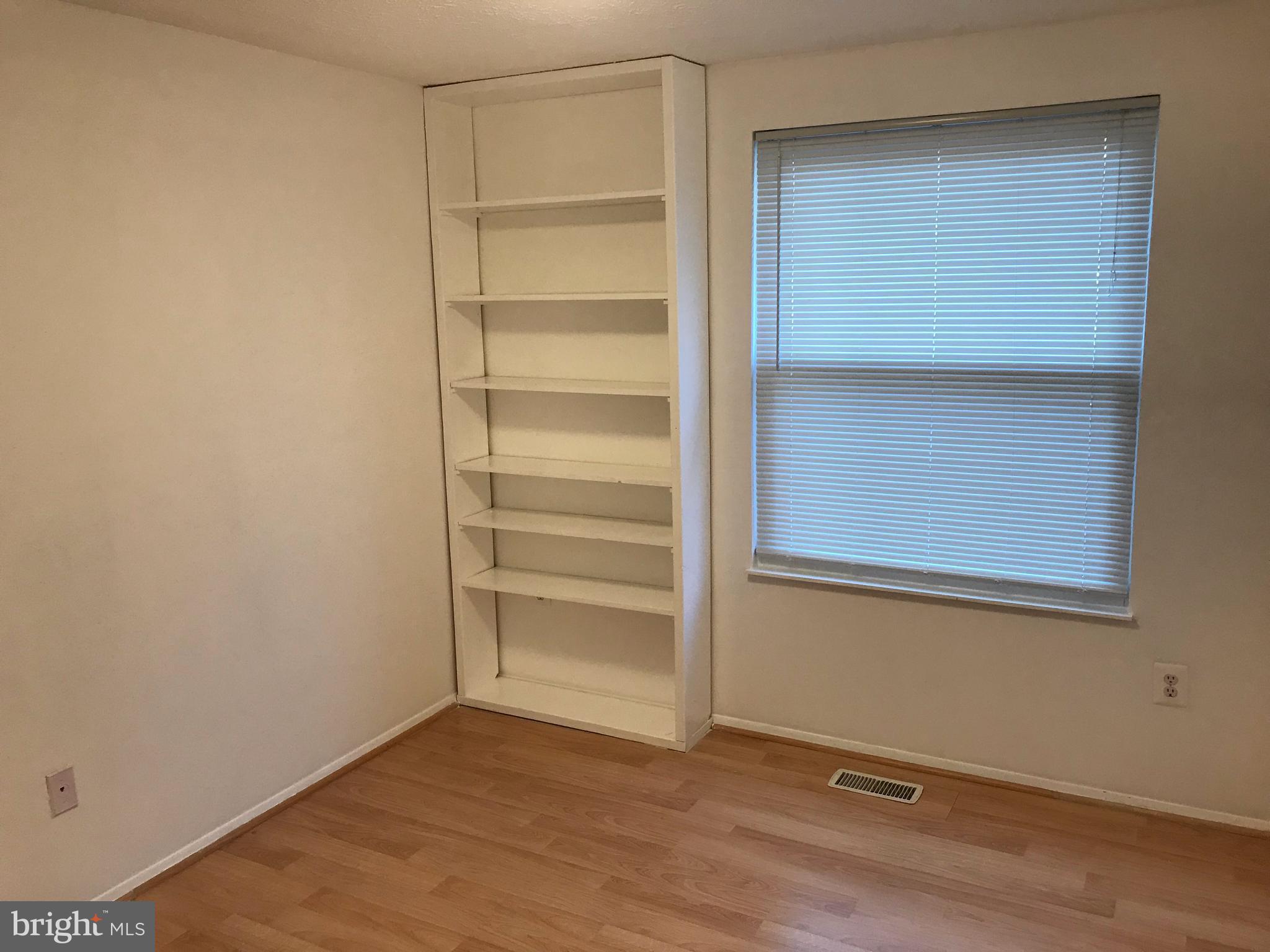 LOCKMEADE - Residential Lease