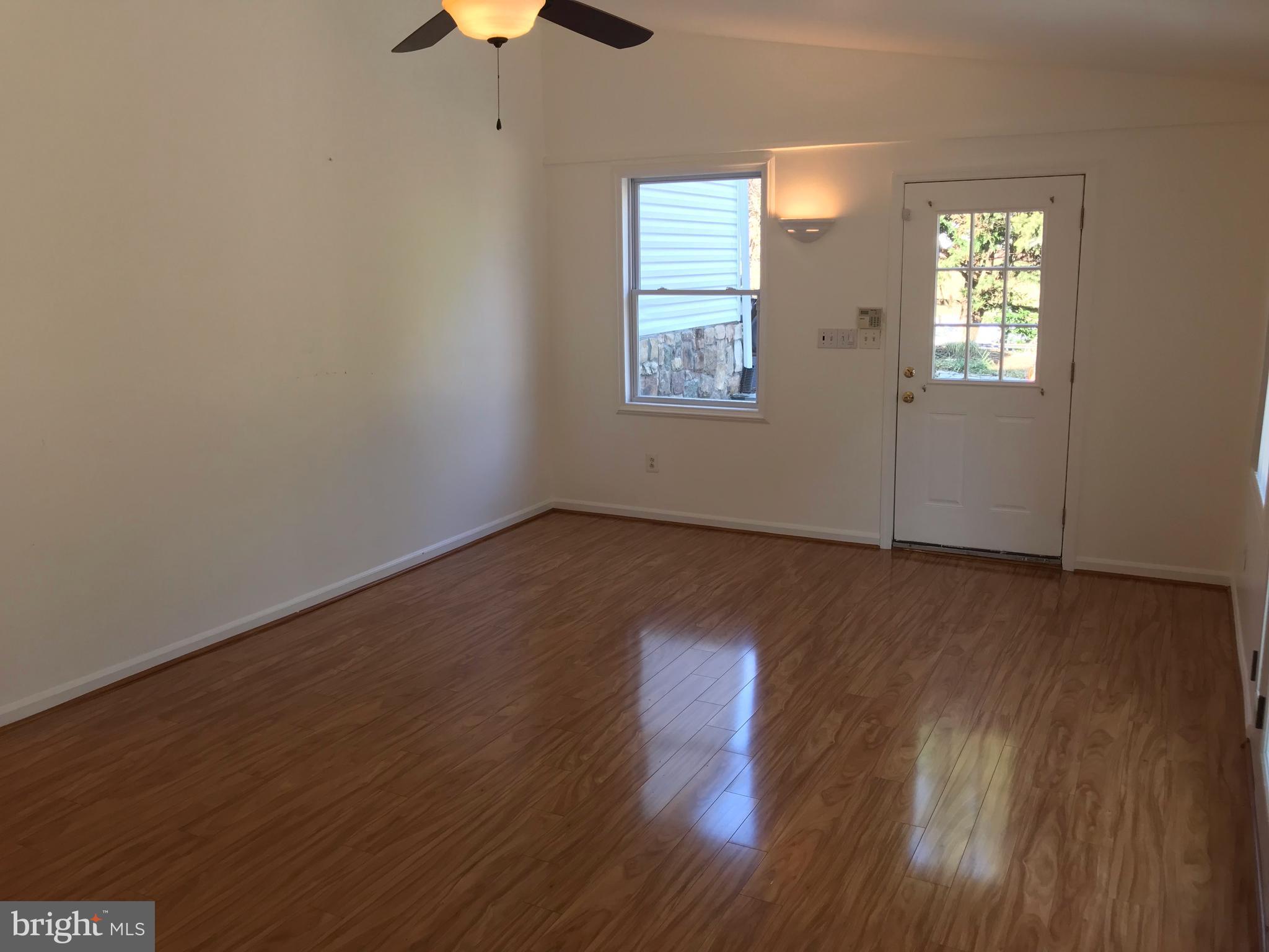 LOCKMEADE - Residential Lease