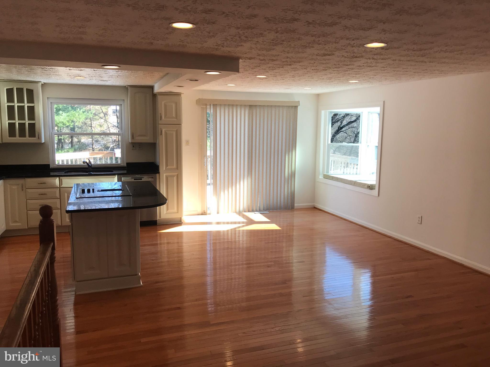 LOCKMEADE - Residential Lease