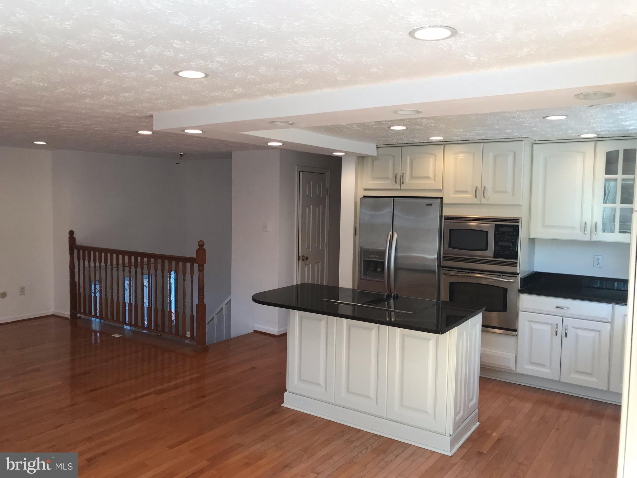 LOCKMEADE - Residential Lease