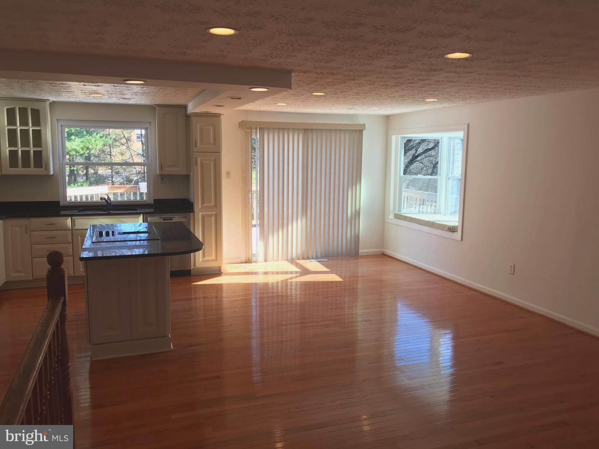 LOCKMEADE - Residential Lease