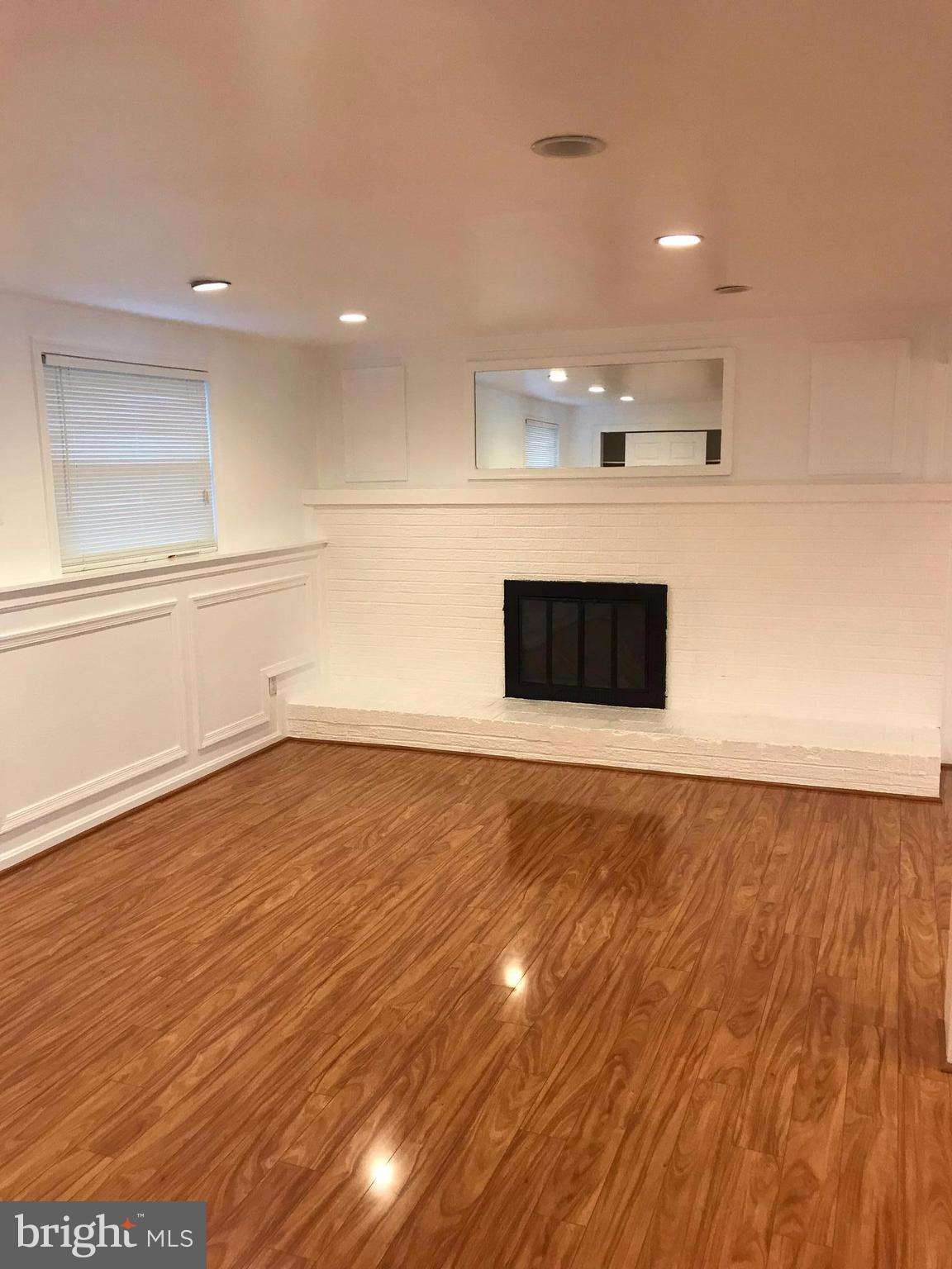 LOCKMEADE - Residential Lease