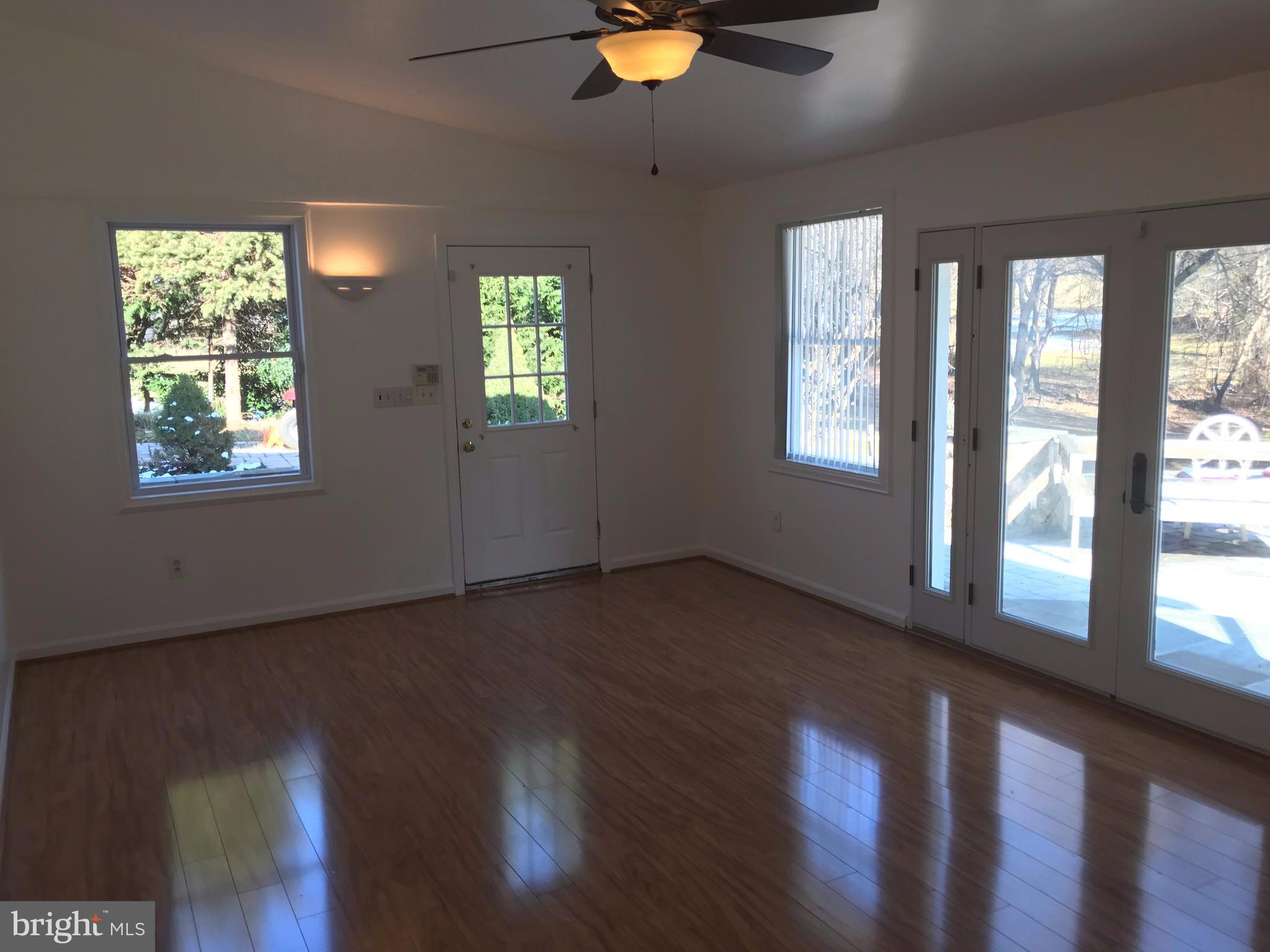 LOCKMEADE - Residential Lease