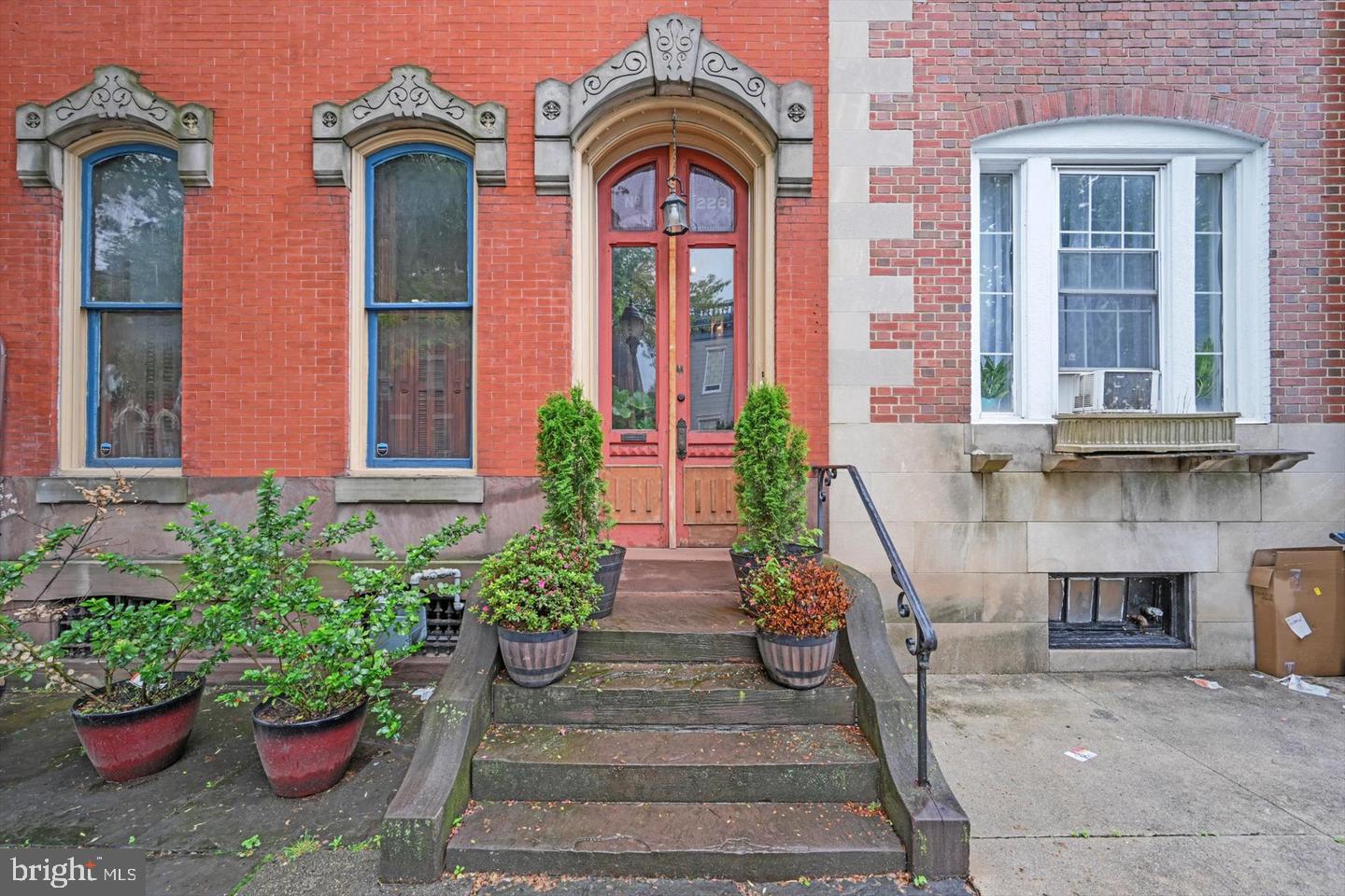 226 S 5TH STREET