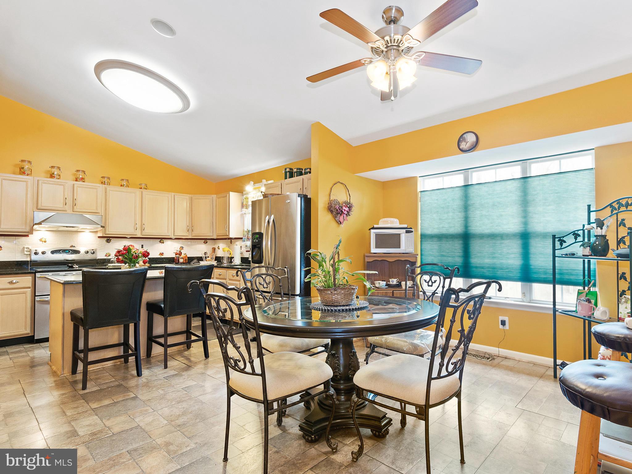 MAYFIELD WOODS - Residential