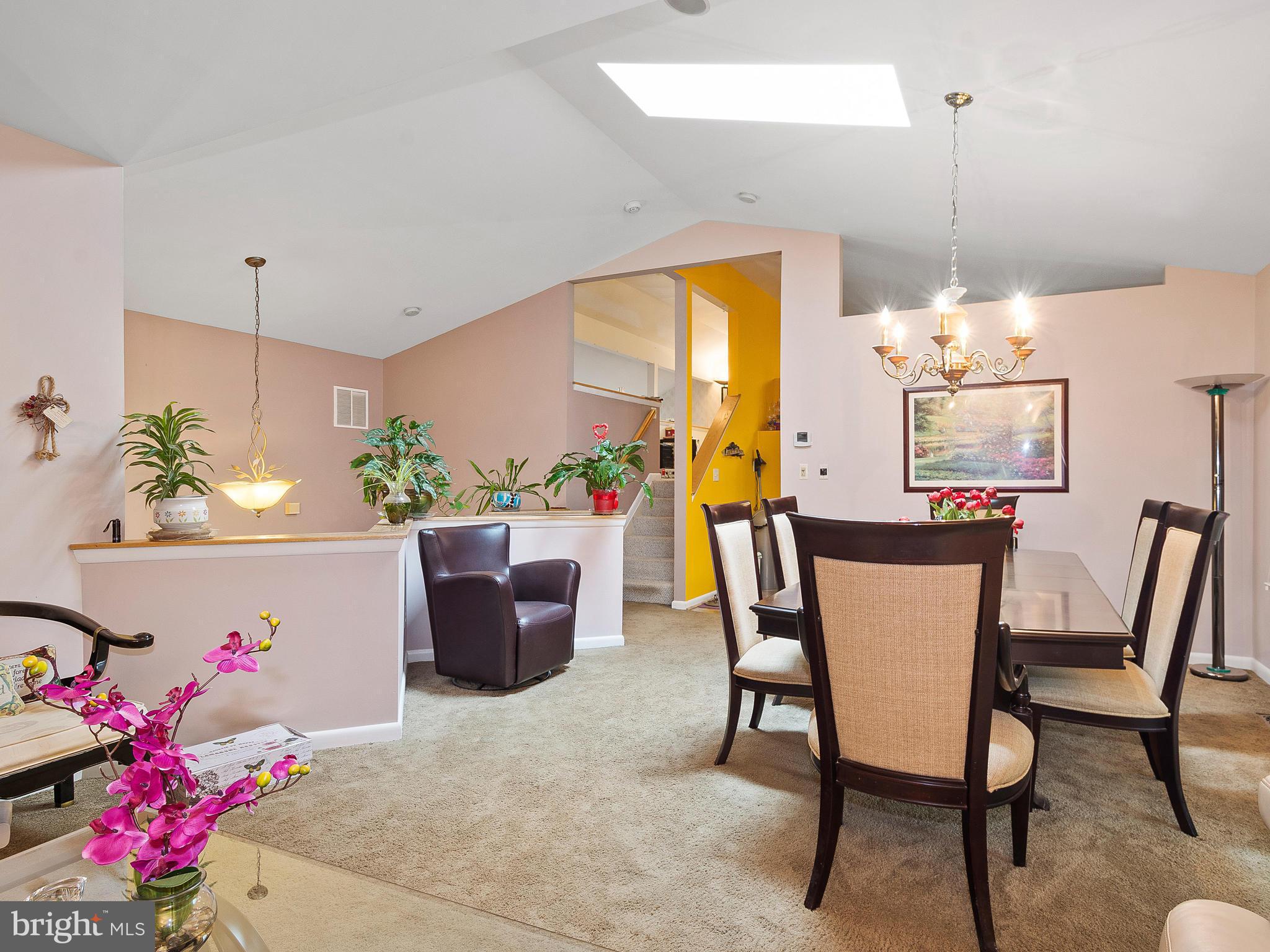 MAYFIELD WOODS - Residential