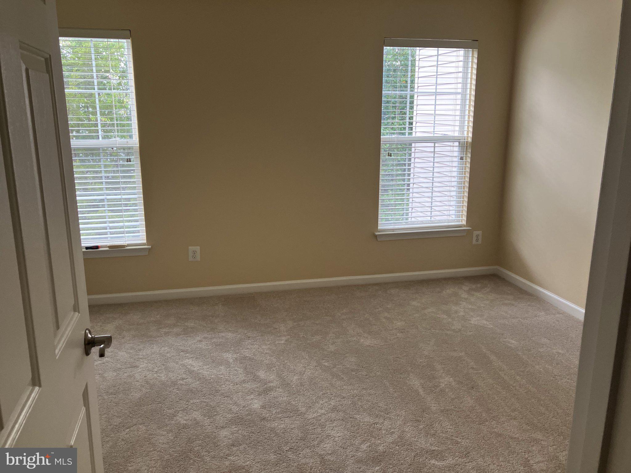 GREENHILL CROSSING - Residential Lease