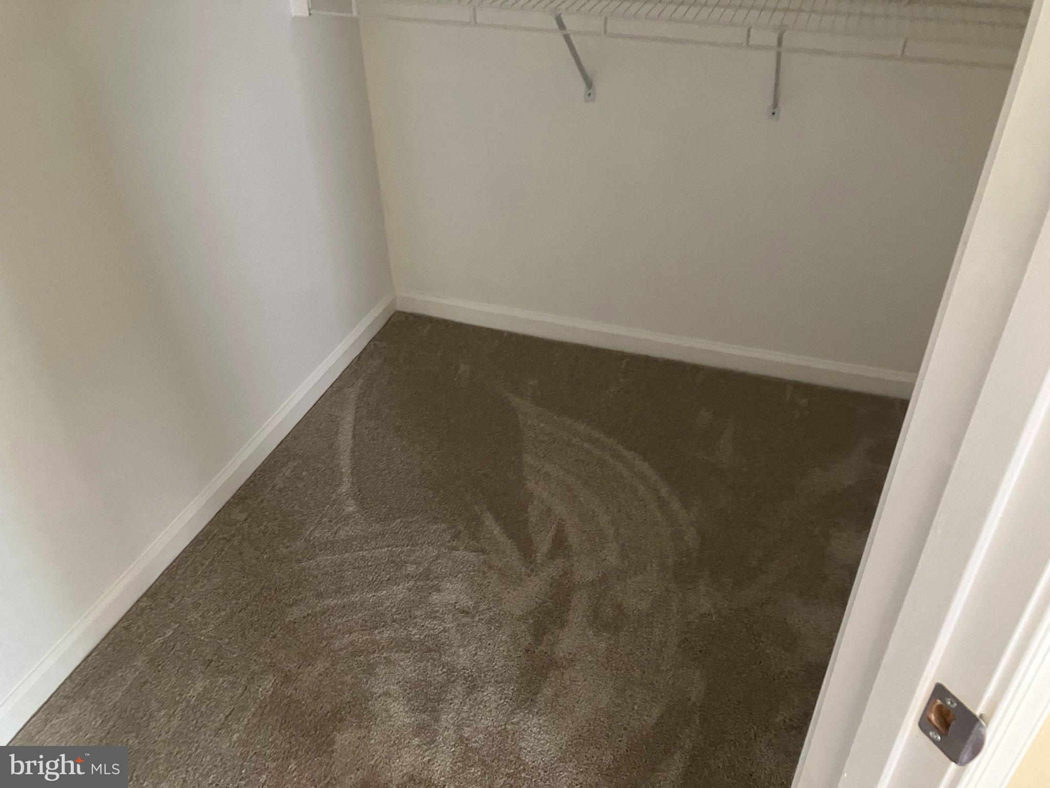 GREENHILL CROSSING - Residential Lease