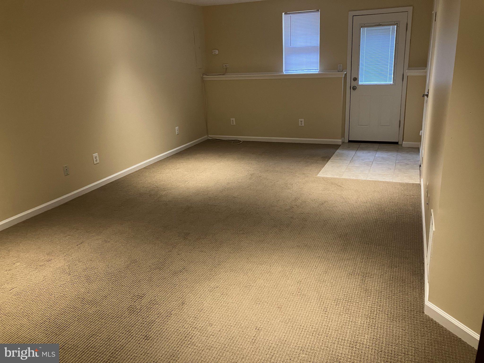 GREENHILL CROSSING - Residential Lease