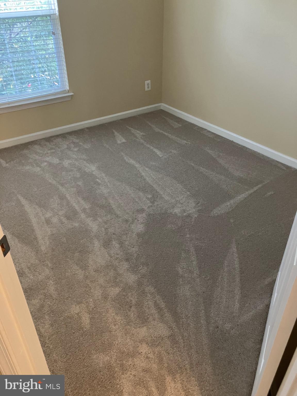 GREENHILL CROSSING - Residential Lease