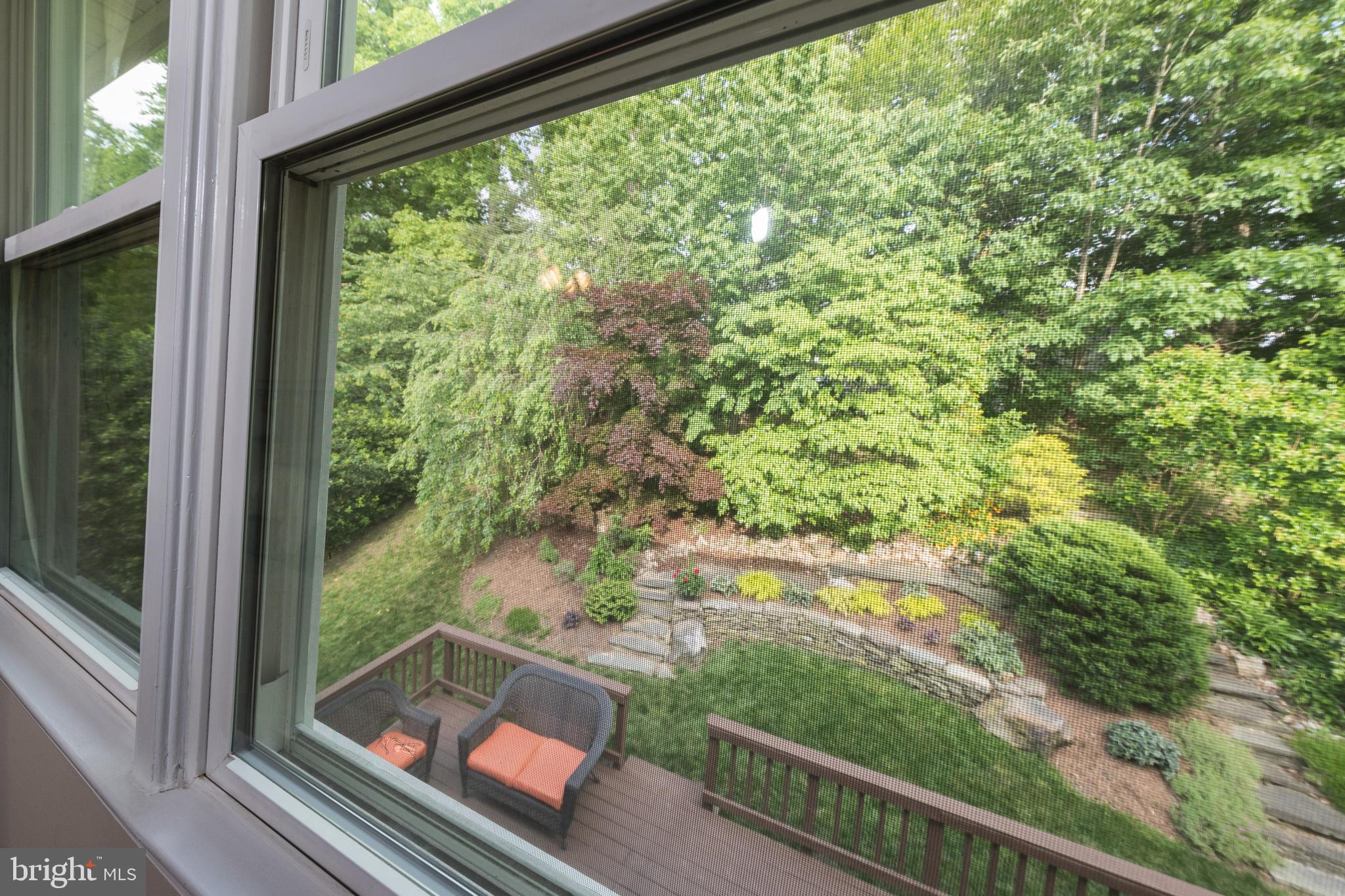 SOUTH RUN OAKS - Residential