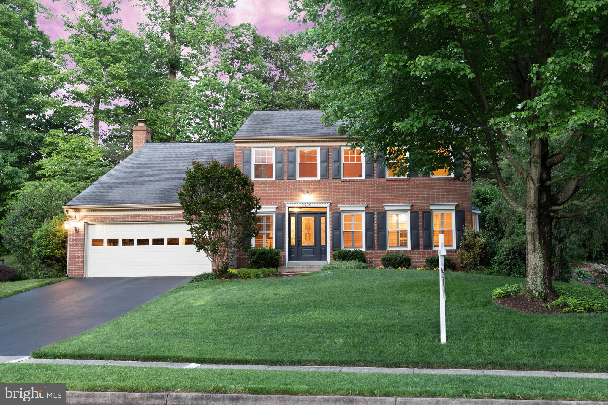 SOUTH RUN OAKS - Residential