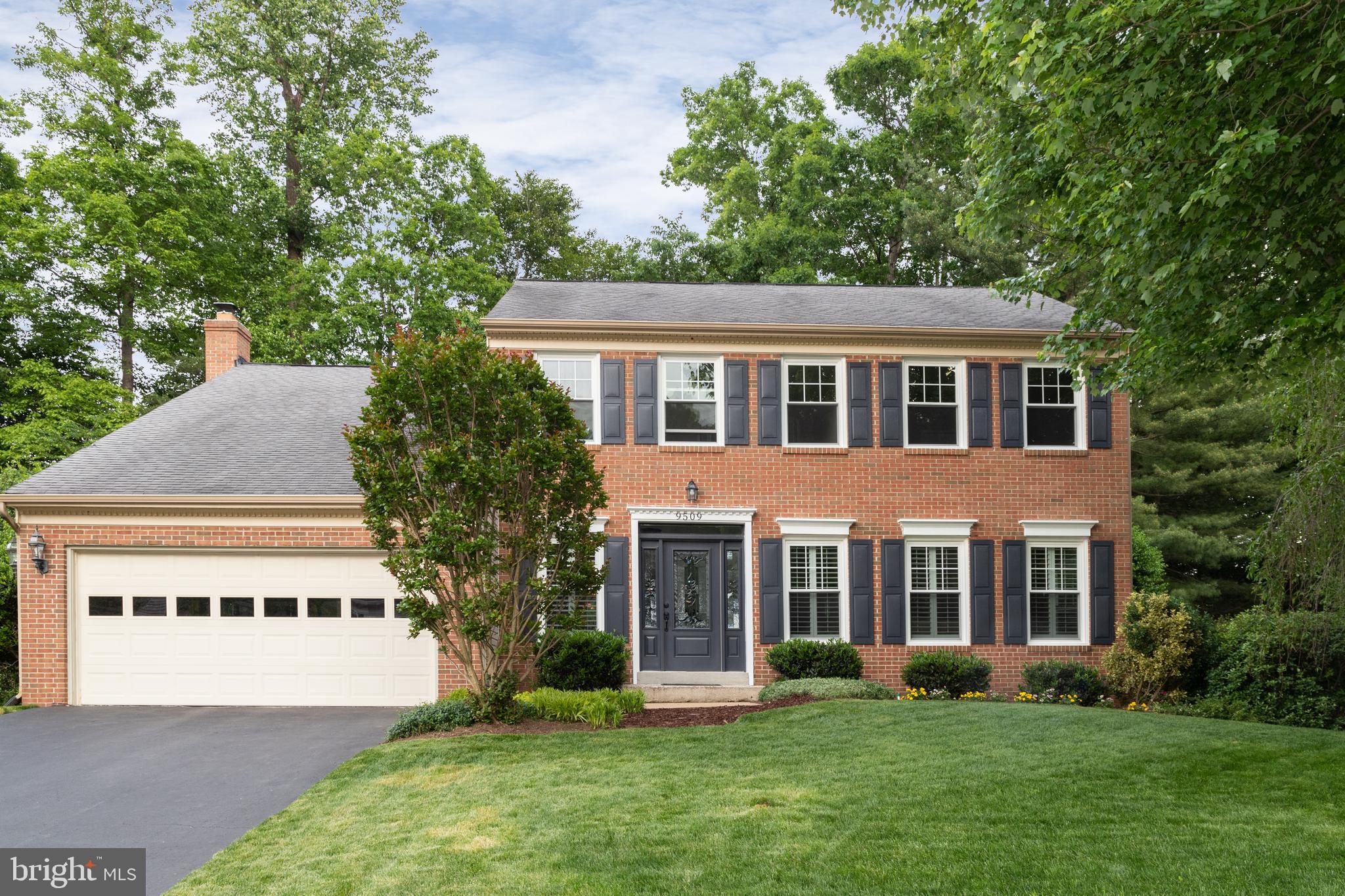 SOUTH RUN OAKS - Residential