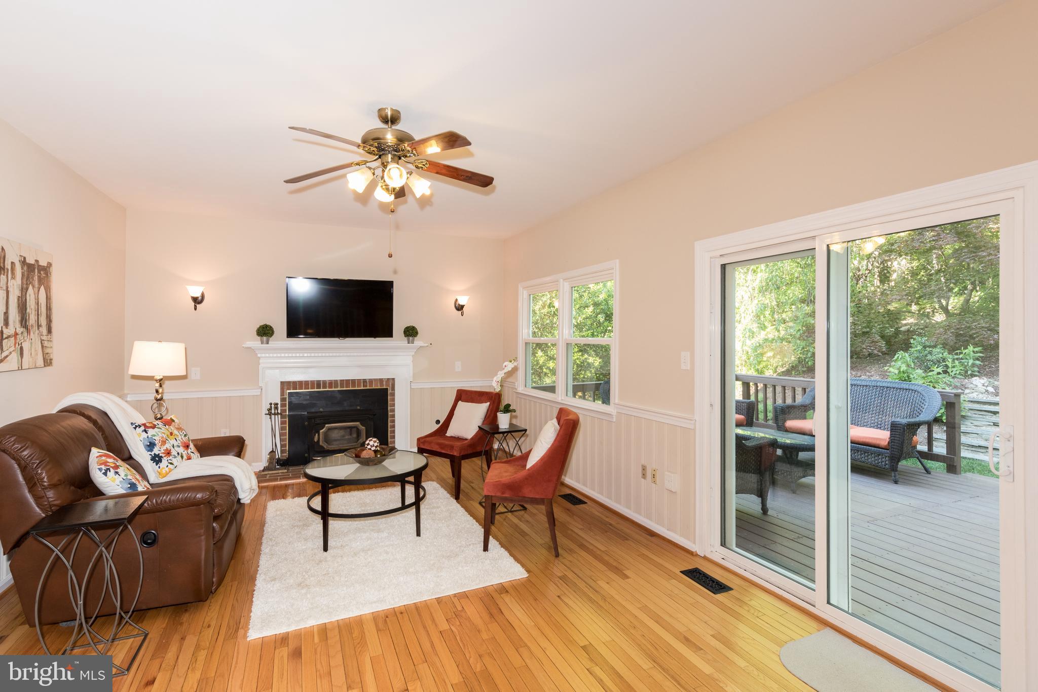 SOUTH RUN OAKS - Residential