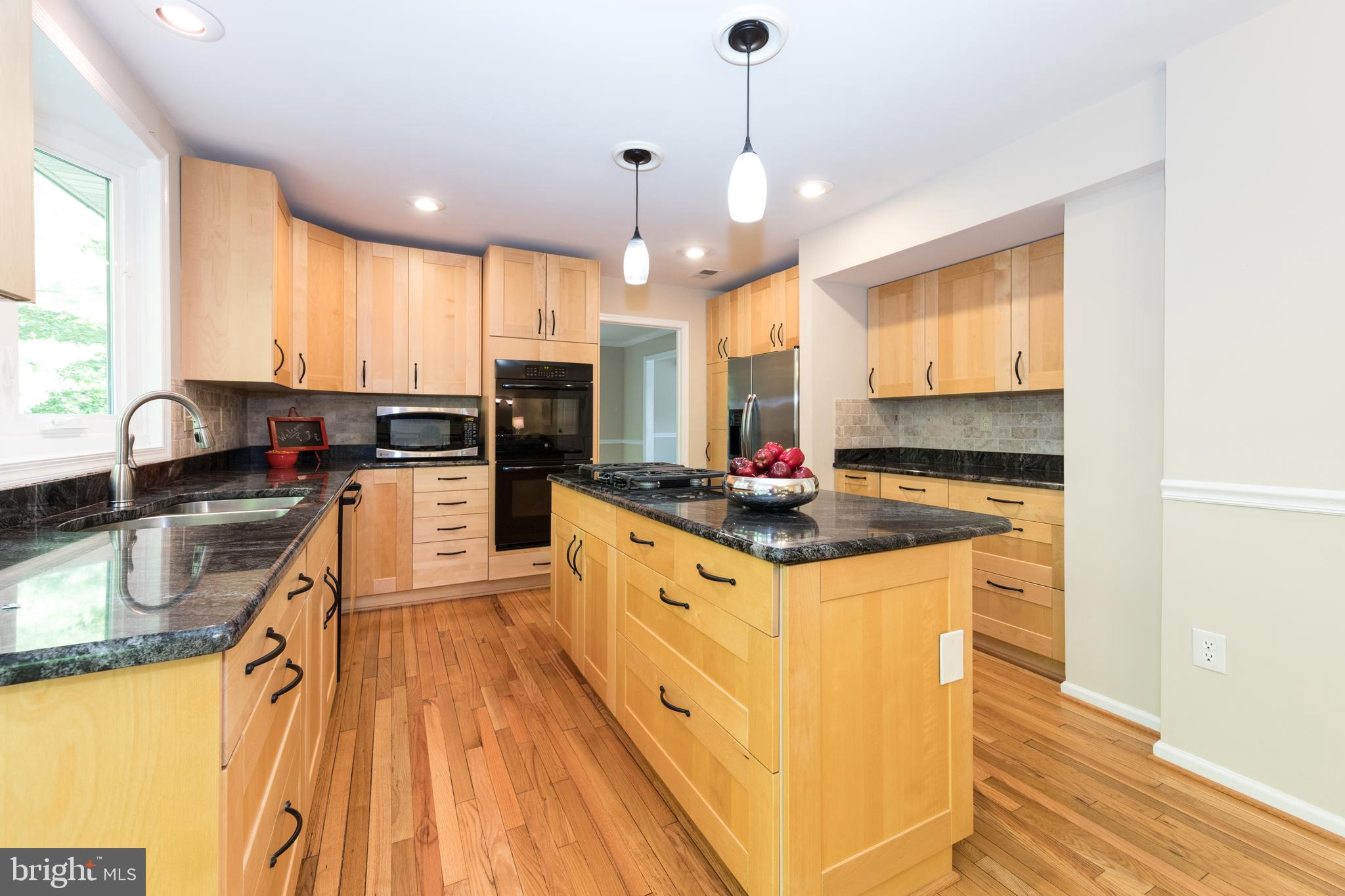 SOUTH RUN OAKS - Residential