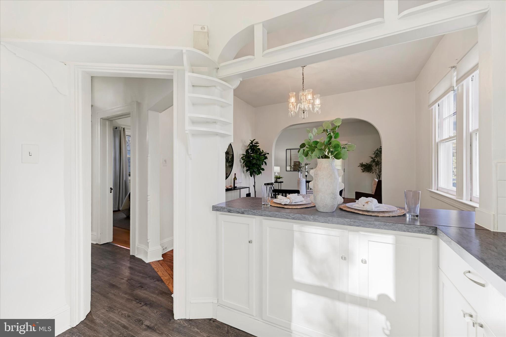 LAKE WALKER - Residential