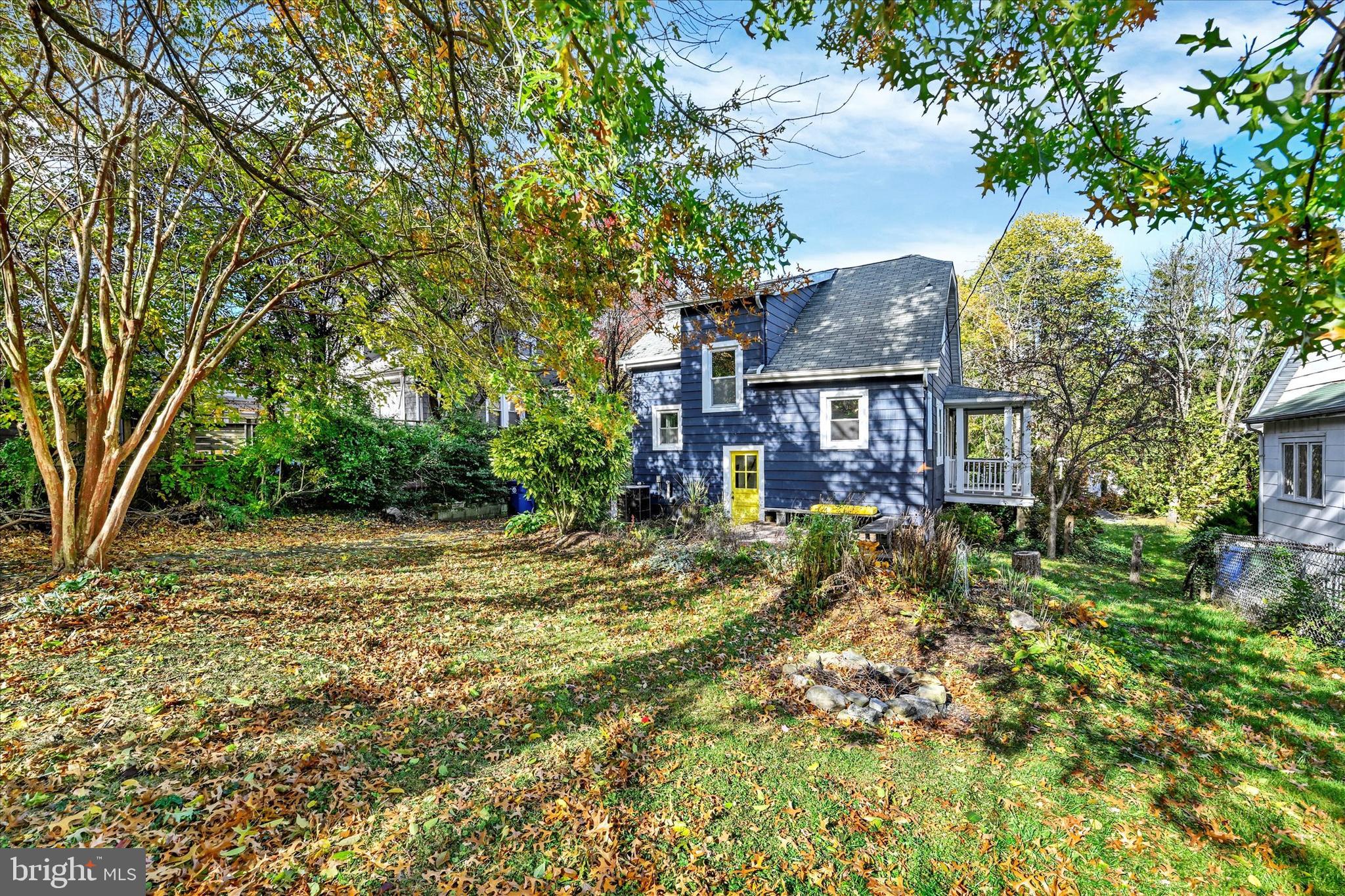 LAKE WALKER - Residential