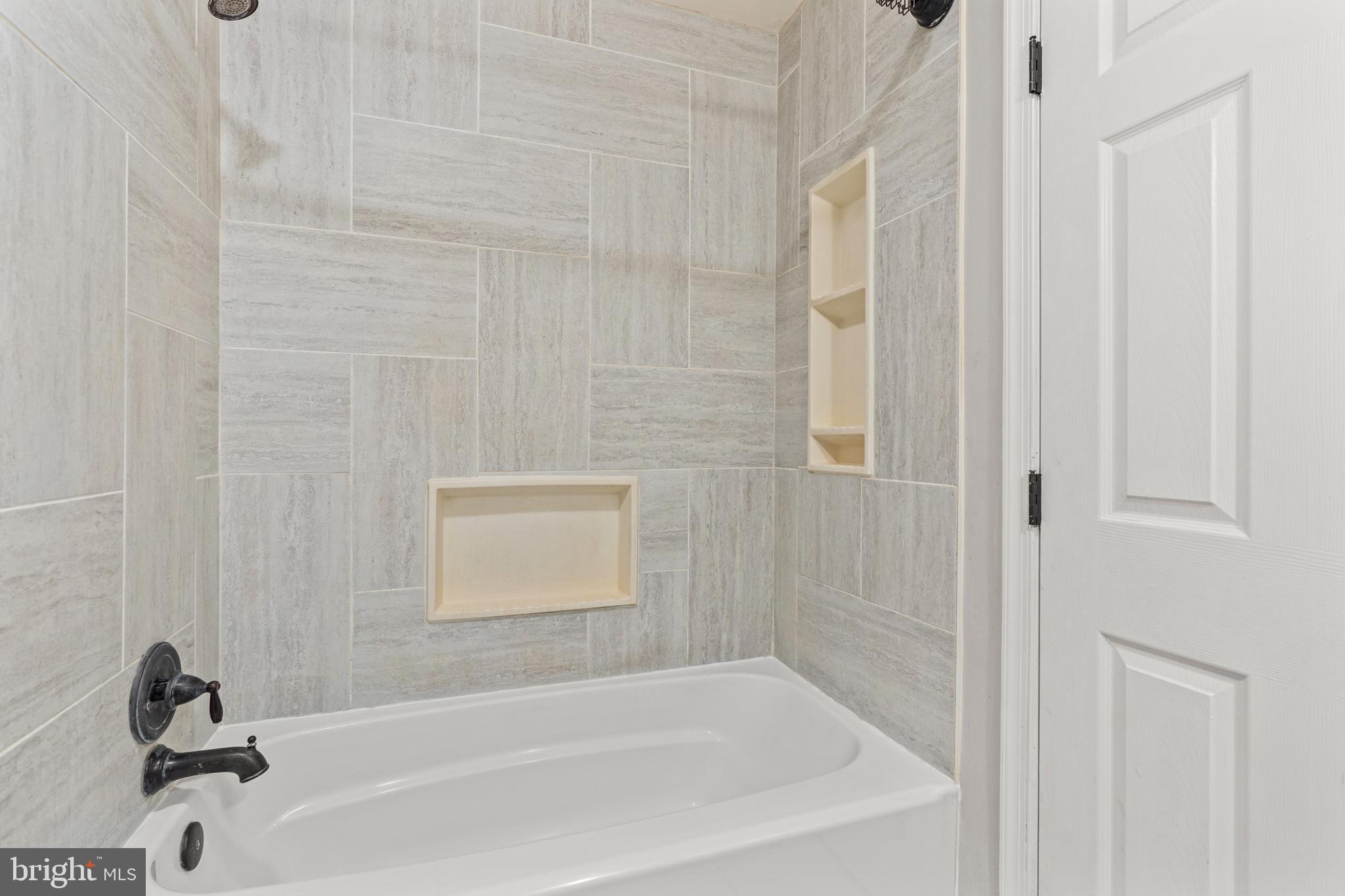 SHARPSBURG - Residential