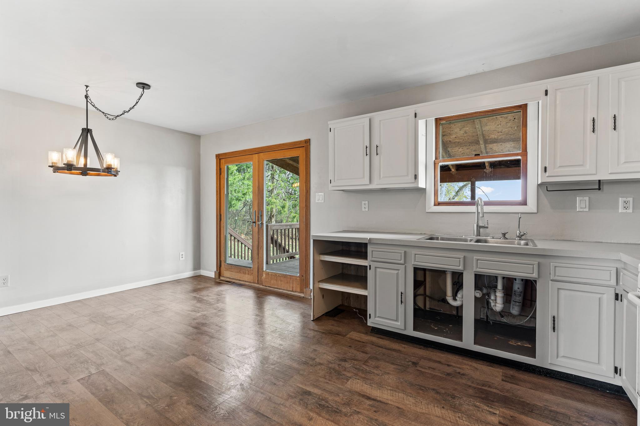 SHARPSBURG - Residential